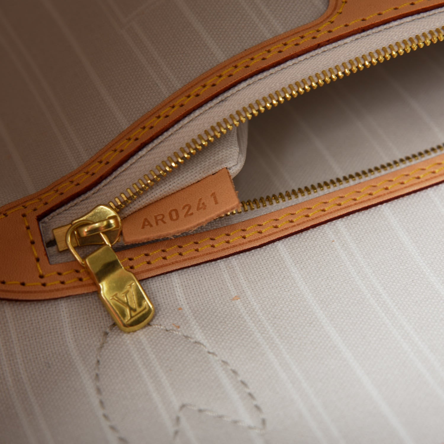 Louis Vuitton Monogram Giant By The Pool Neverfull MM Brume 9 of 9