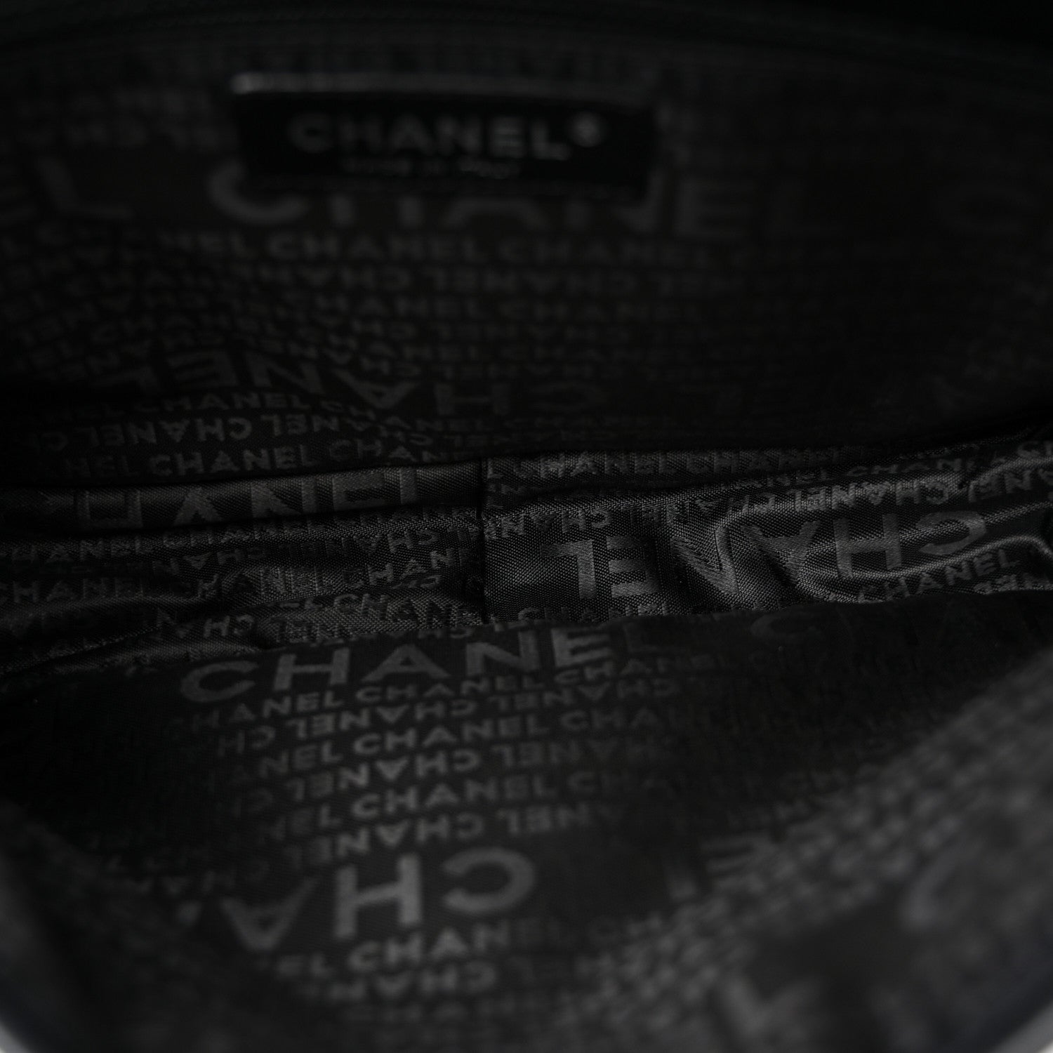 Chanel Aged Calfskin Quilted Vintage Ligne Messenger Flap Black 5 of 10