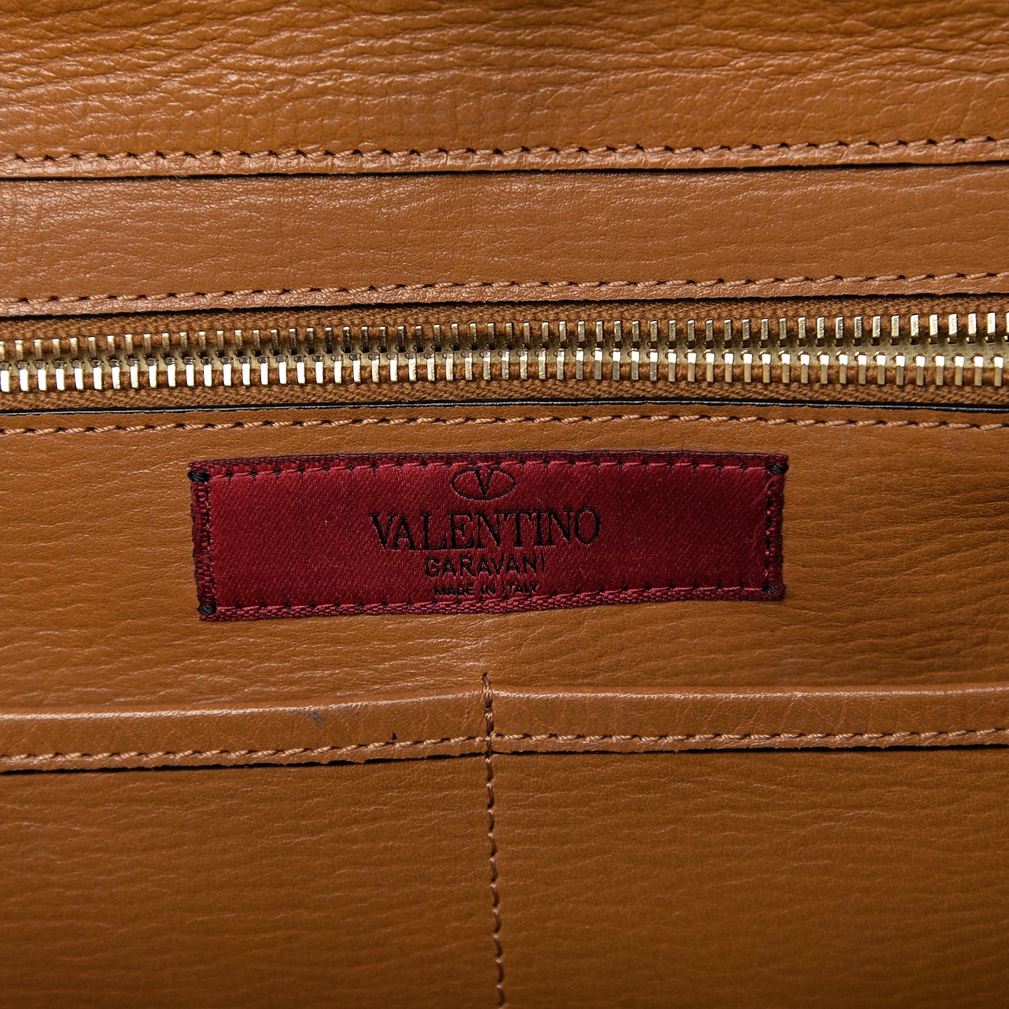 Textured Calfskin Medium Rockstud Tote Camel