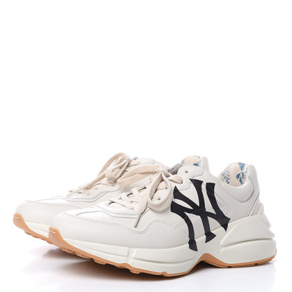 Gucci X MLB Calfskin NY Yankees Mens Rhyton Sneakers 7 Mystic White 3 of 9