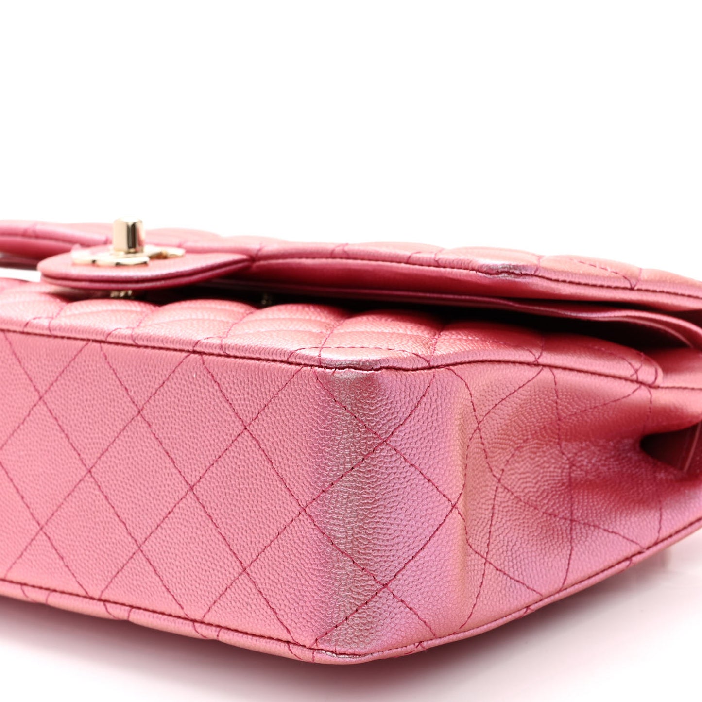 Iridescent Caviar Quilted Medium Double Flap Pink