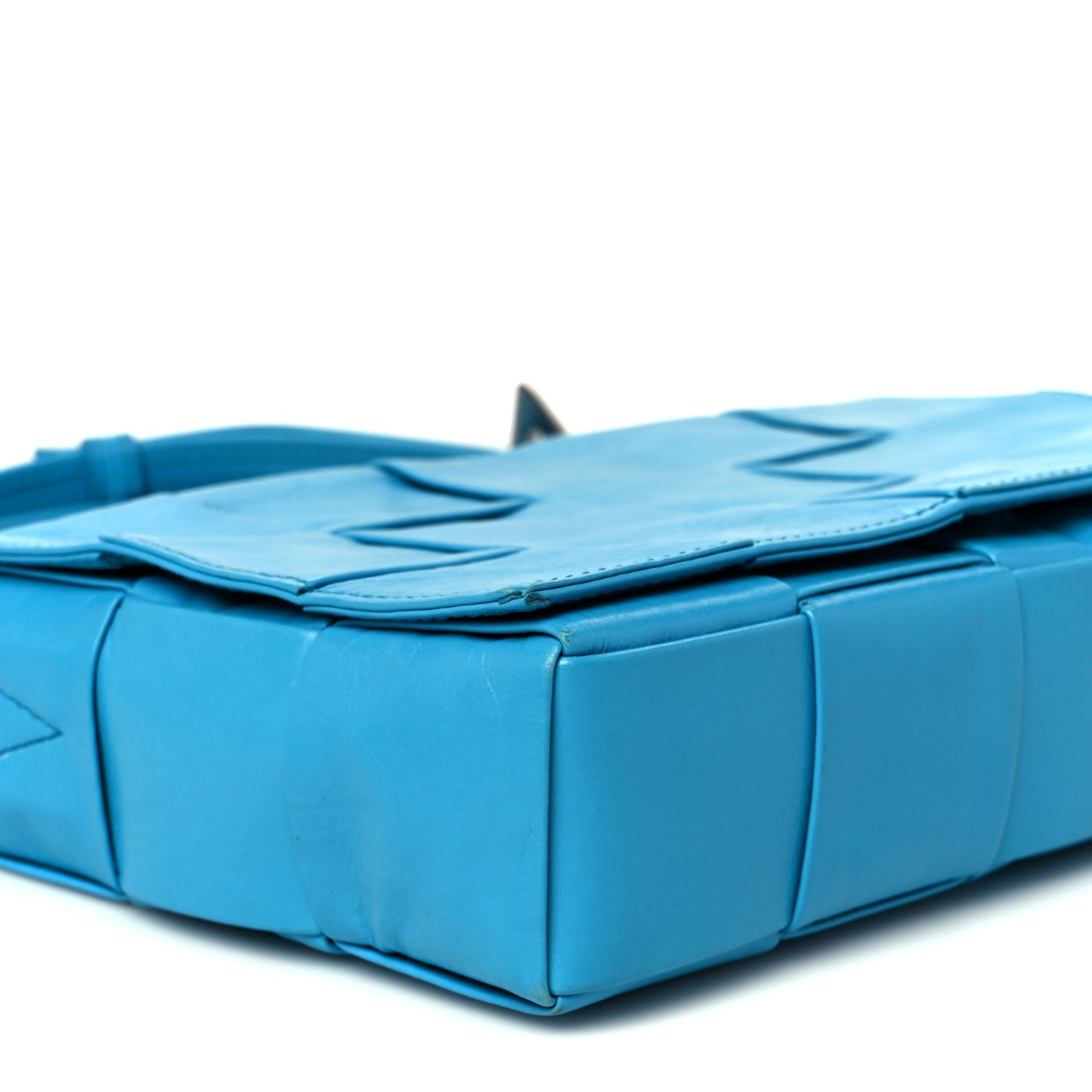 Paper Calfskin Maxi Intreccio Small Cassette Crossbody Bag Pool