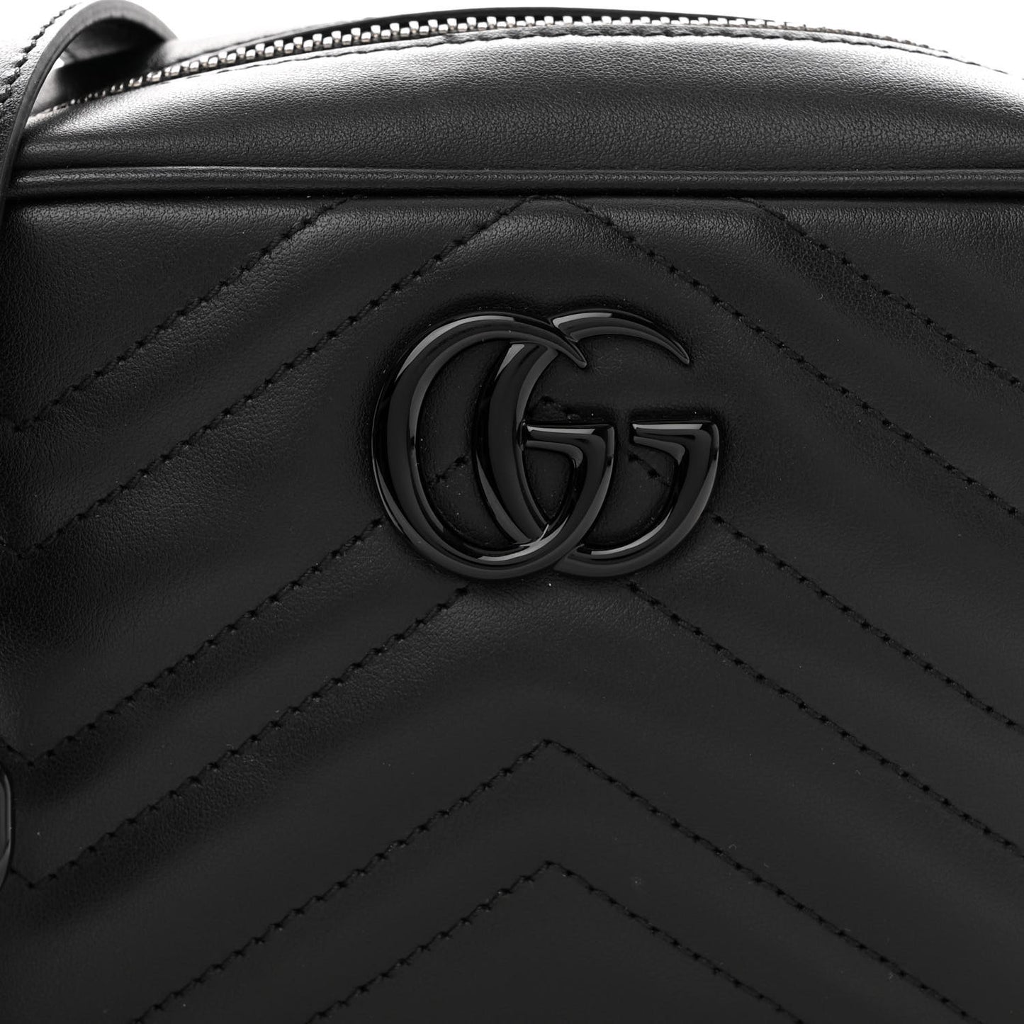 Calfskin Matelasse Monochrome Mini GG Marmont Chain Shoulder Bag Black
