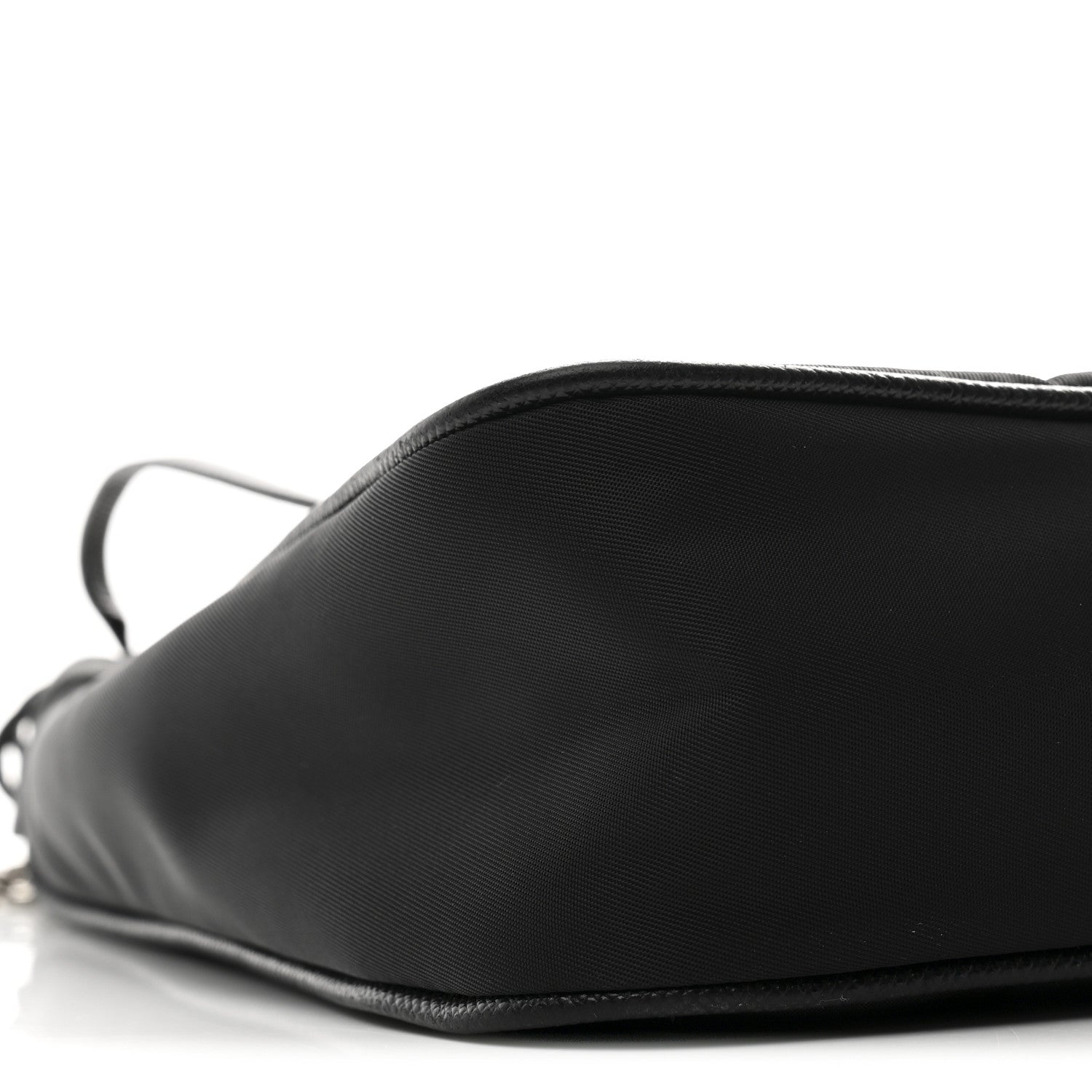Prada Nylon Re-Edition 2005 Shoulder Bag Black 9 of 10