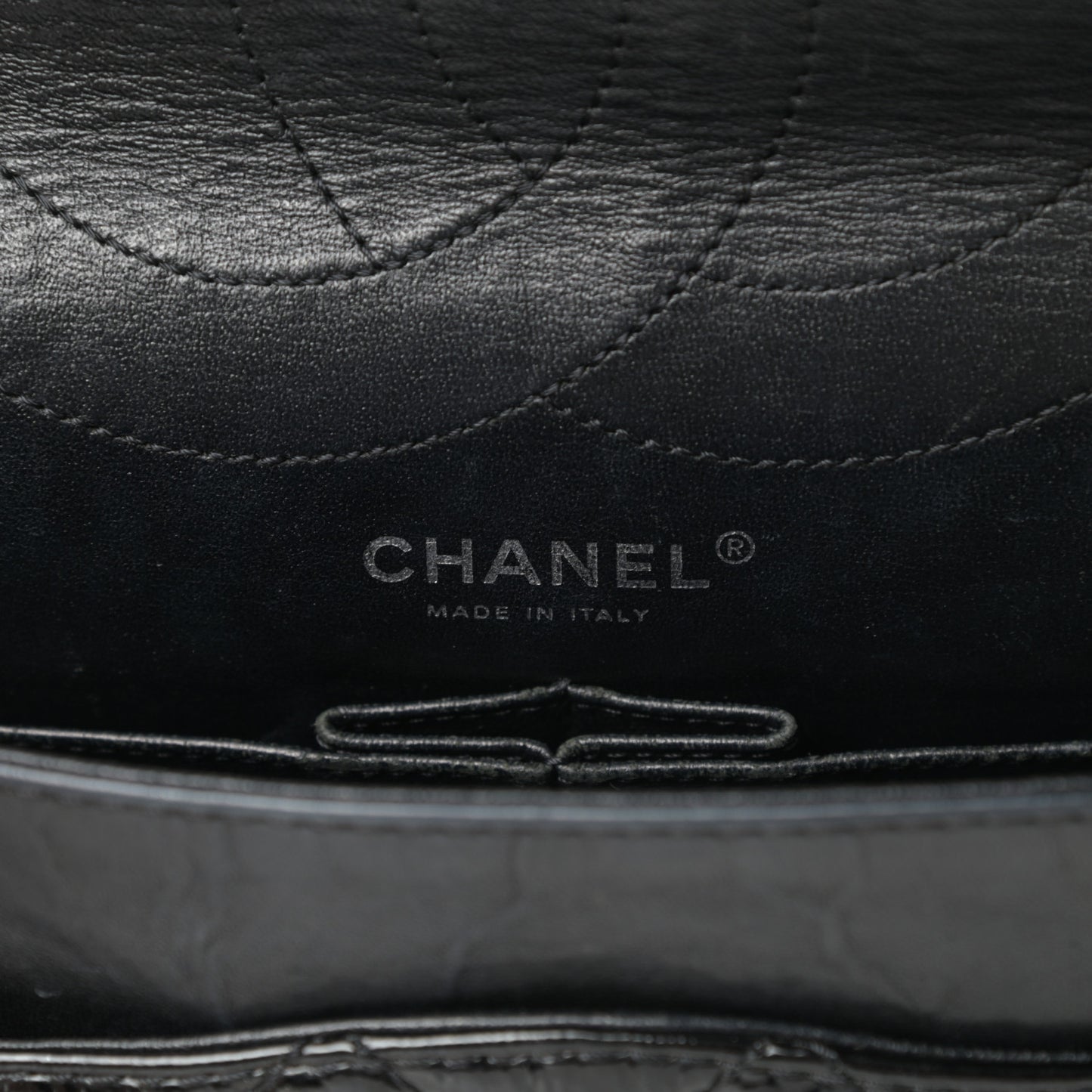 Distressed Patent Quilted 2.55 Reissue 227 Flap Black