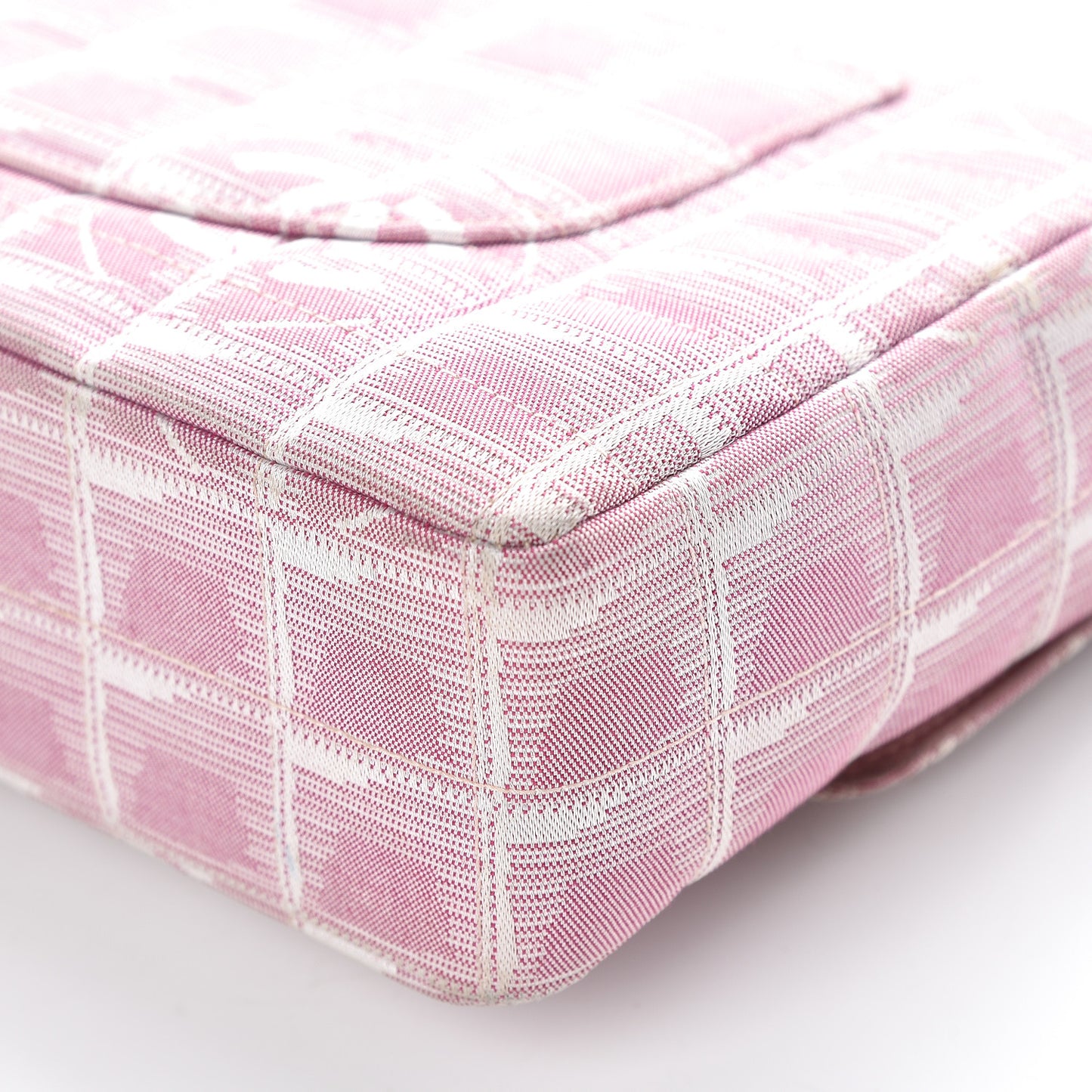 Nylon Medium Travel Flap Pink