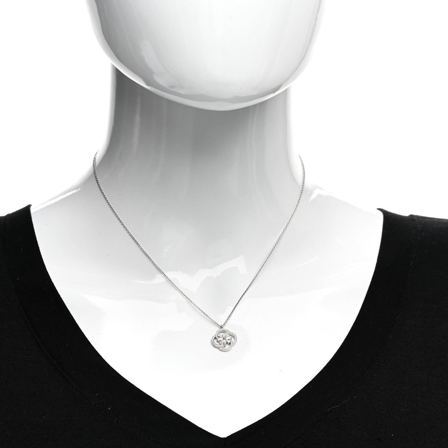 Platinum Diamond Small Victoria Cluster Pendant