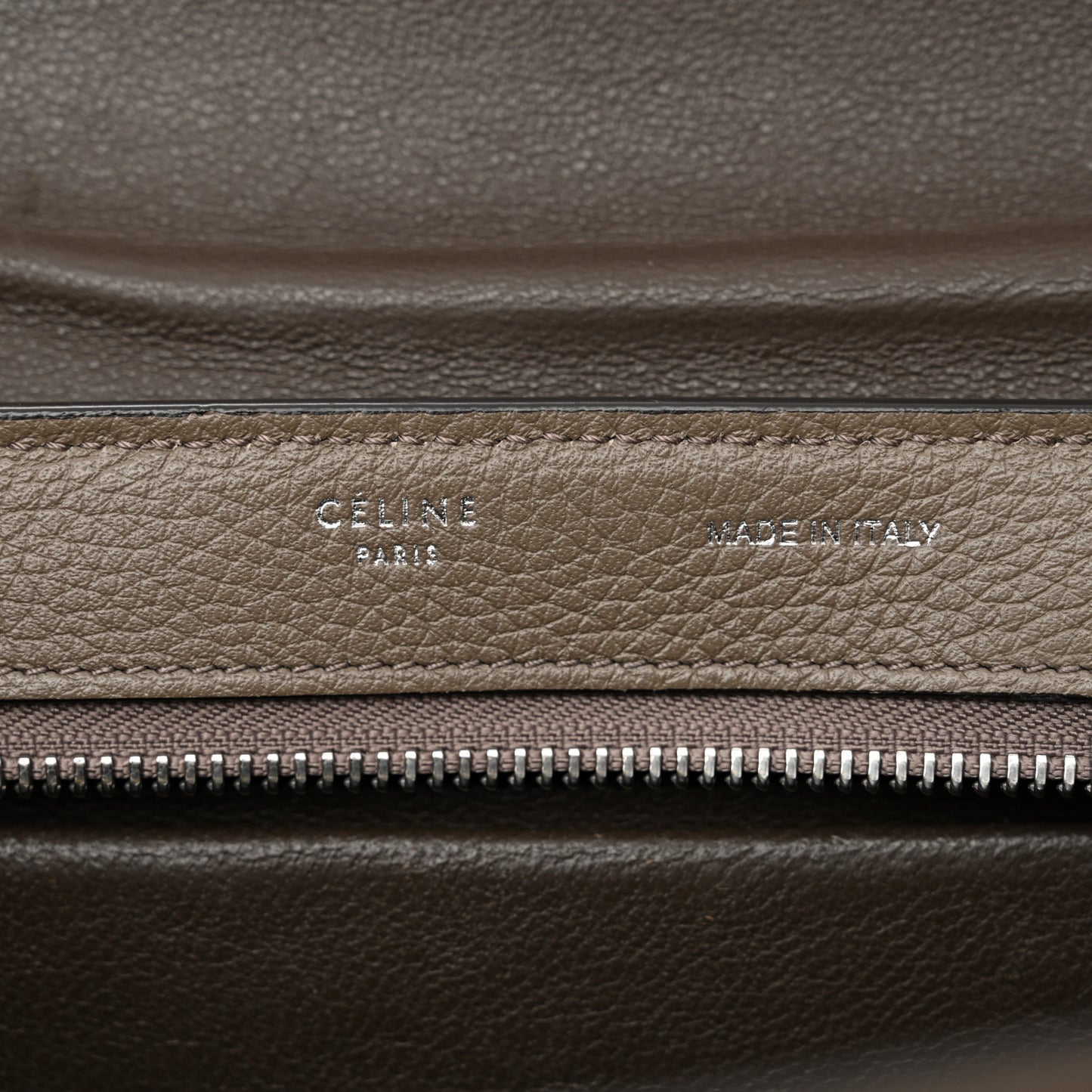 Drummed Calfskin Suede Small Trapeze Souris