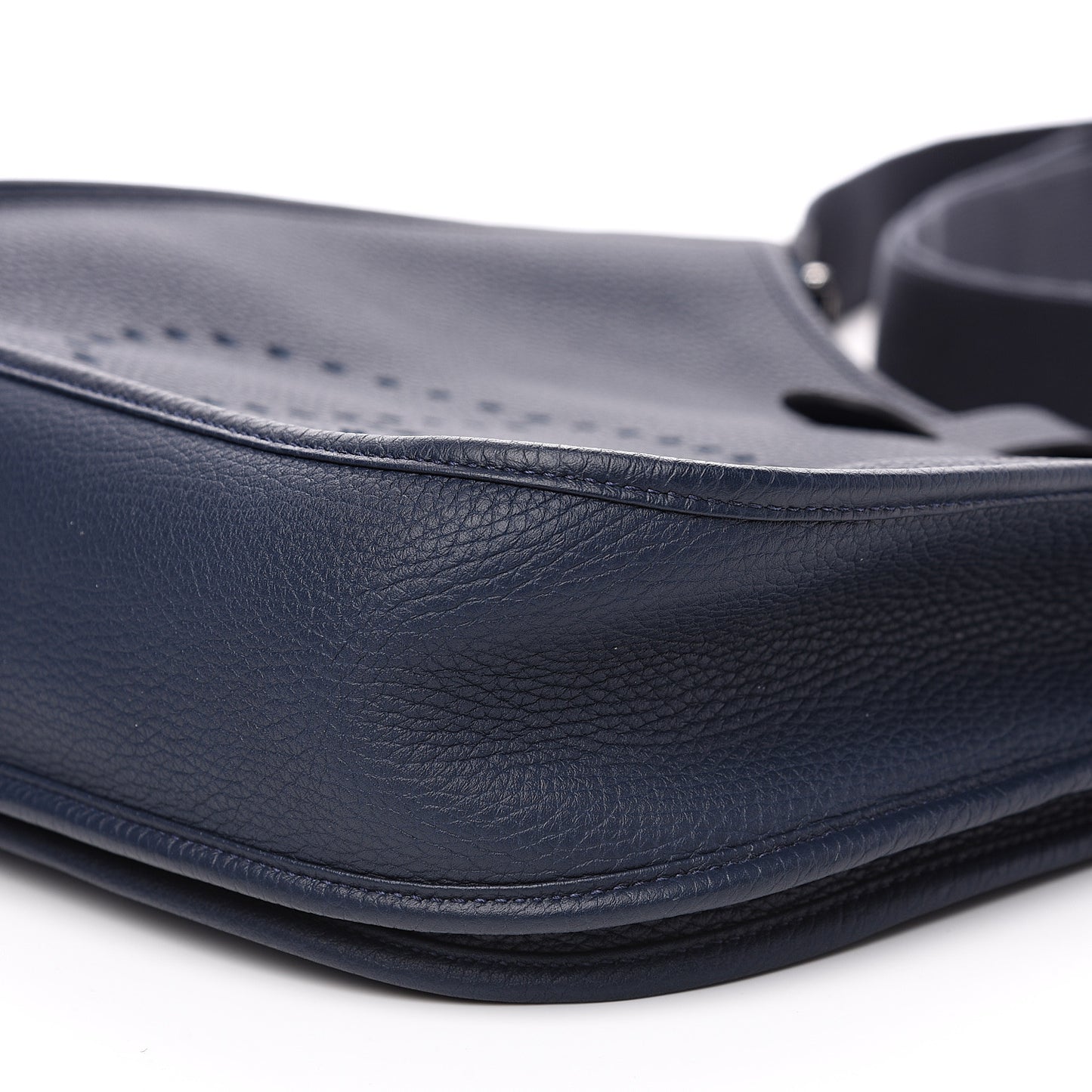 Taurillon Clemence Evelyne III PM Bleu Saphir
