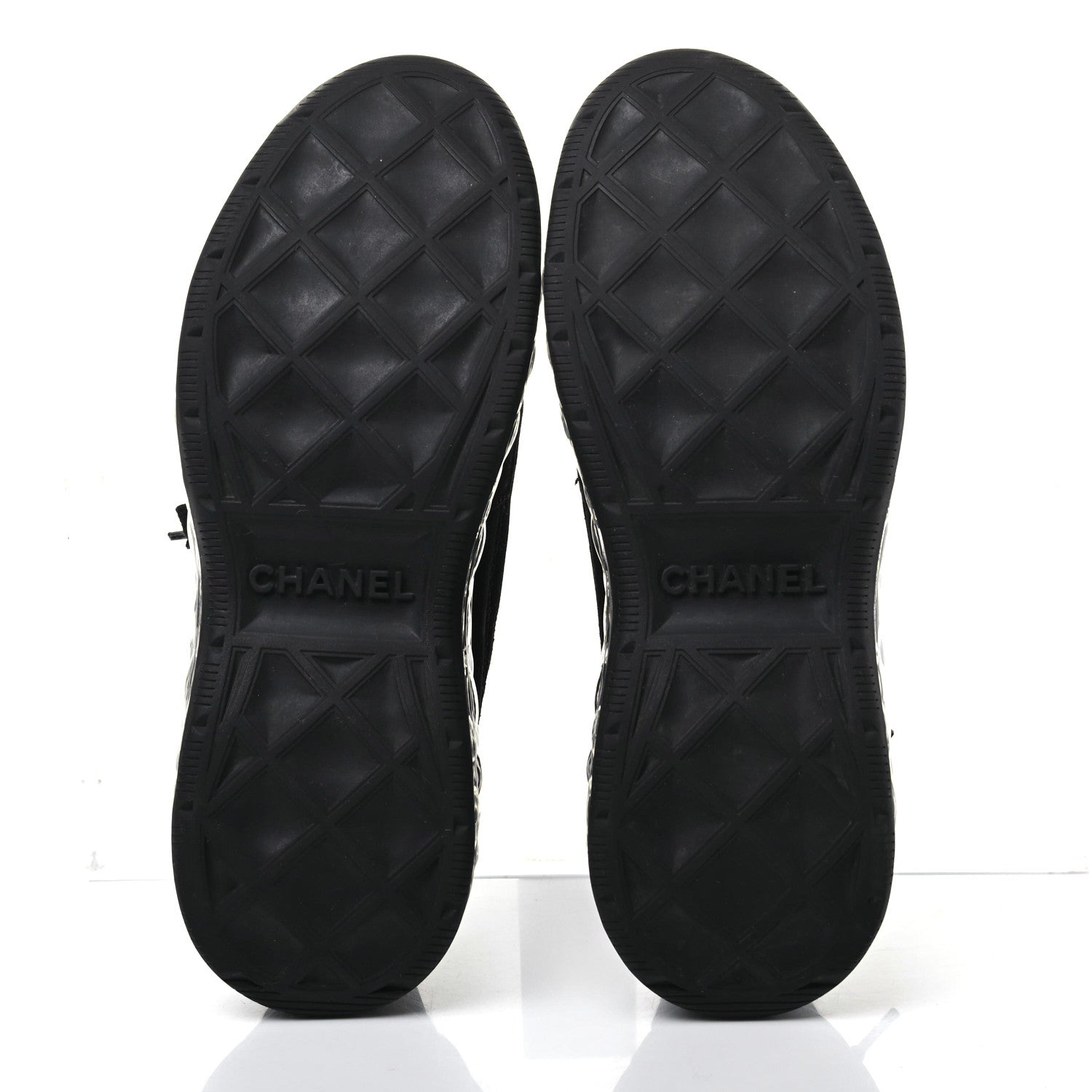 Chanel Suede Calfskin Velvet Grosgrain CC Sneakers 36 Black 4 of 7