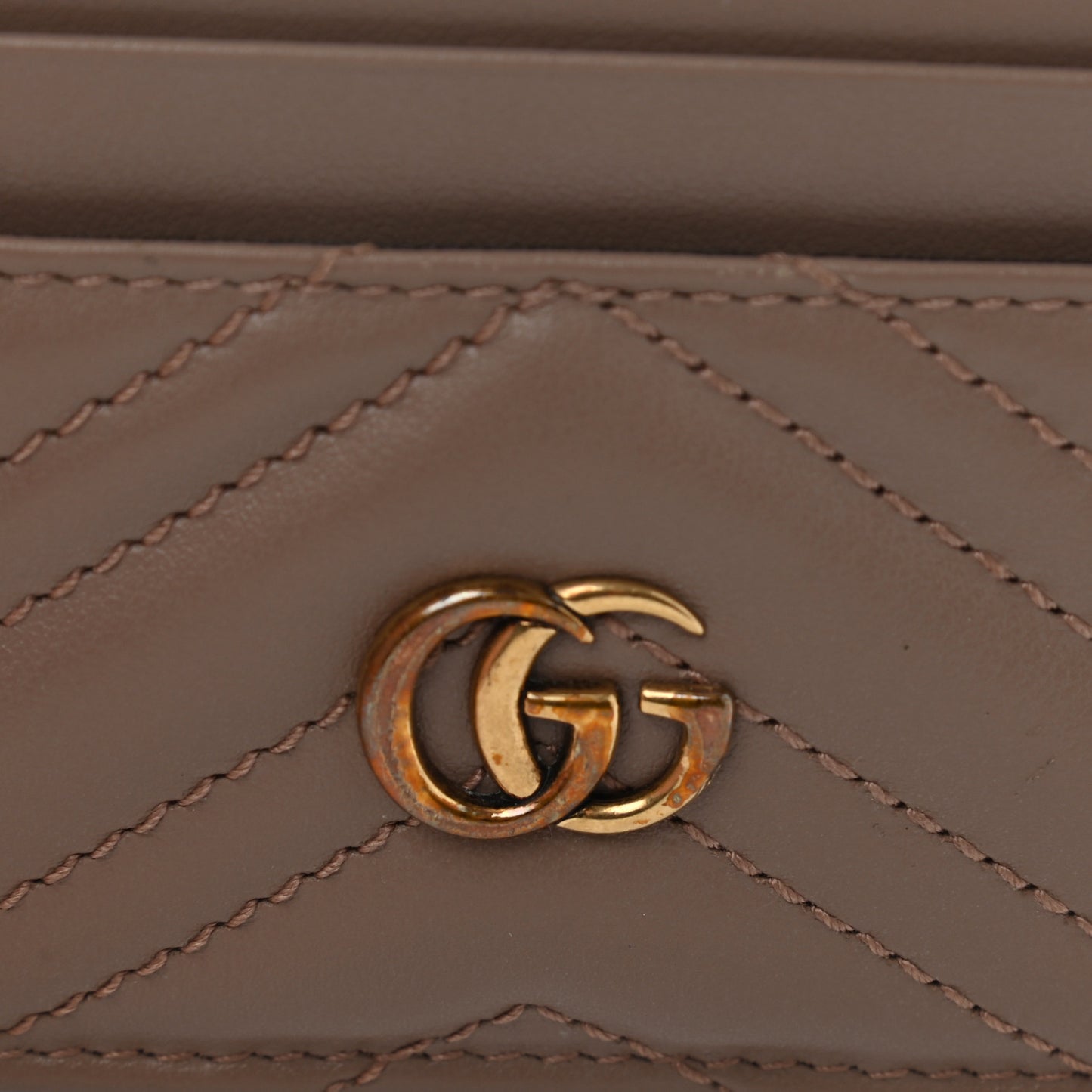 Calfskin Matelasse GG Marmont Card Holder Porcelain Rose