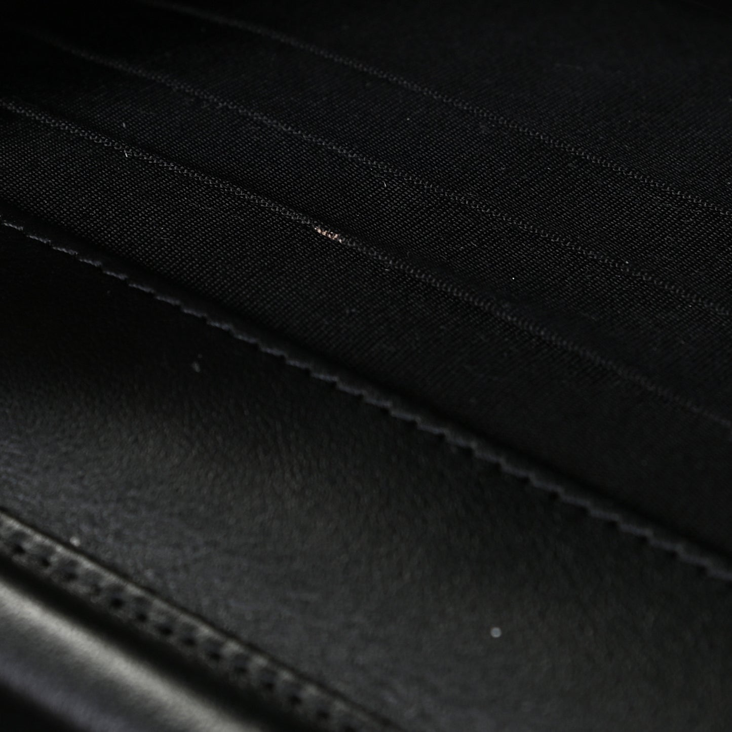 Caviar Quilted Boy Wallet On Chain WOC Black