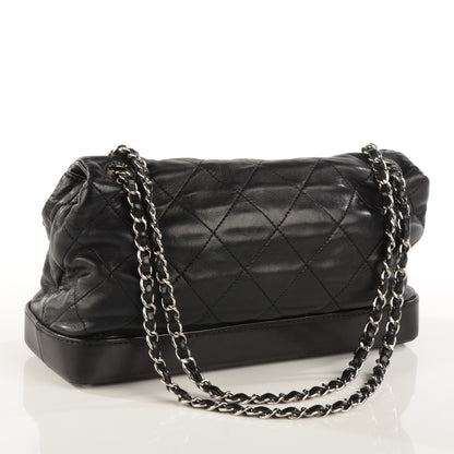 Chanel Calfskin Quilted VIP Flap Black 3 of 7