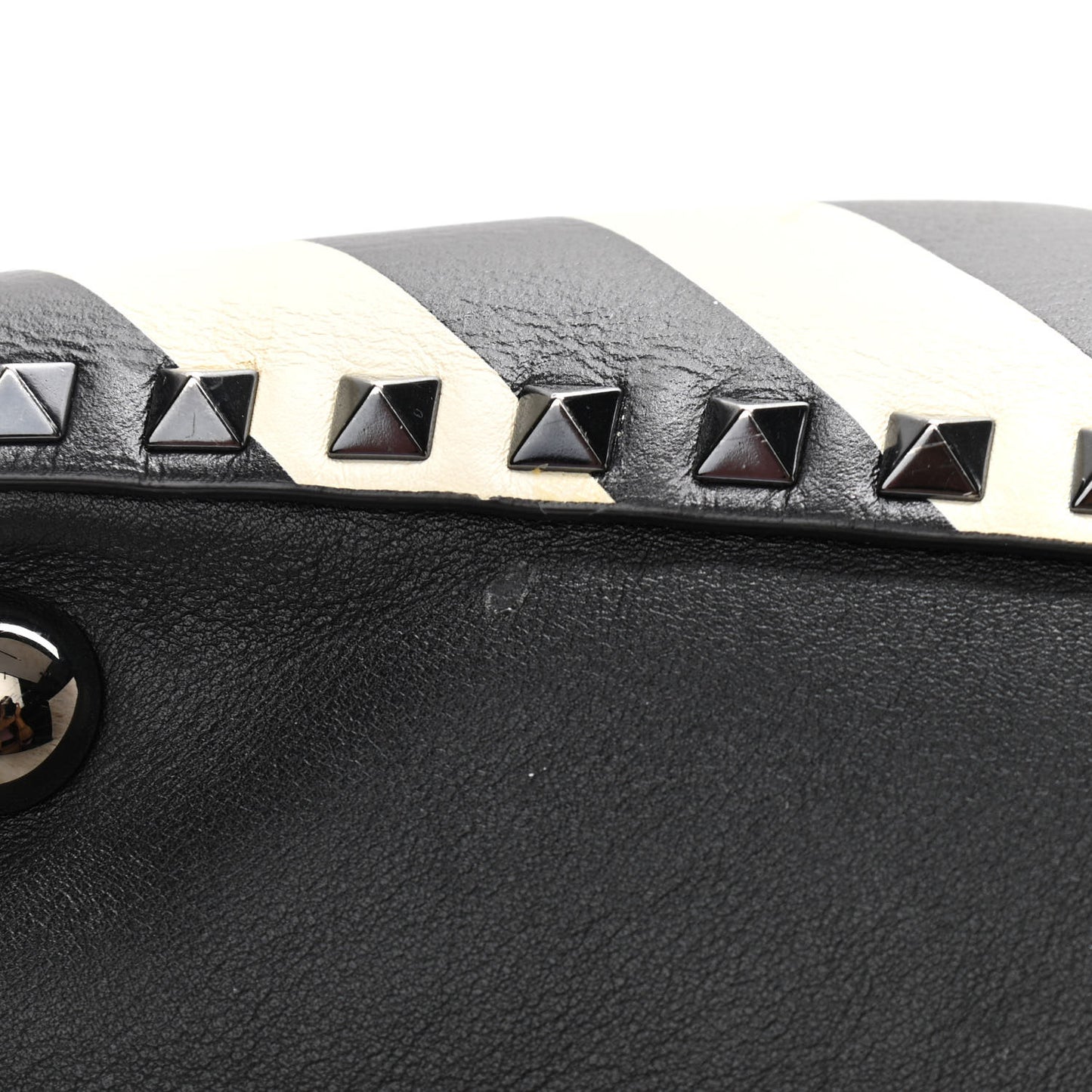 Calfskin Chevron Medium Rockstud Tote Light Ivory Black