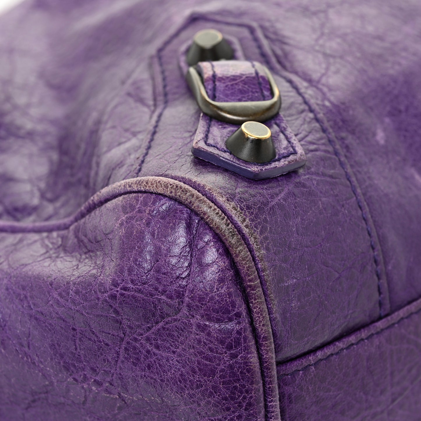 Agneau Classic Hardware Velo Dark Violet