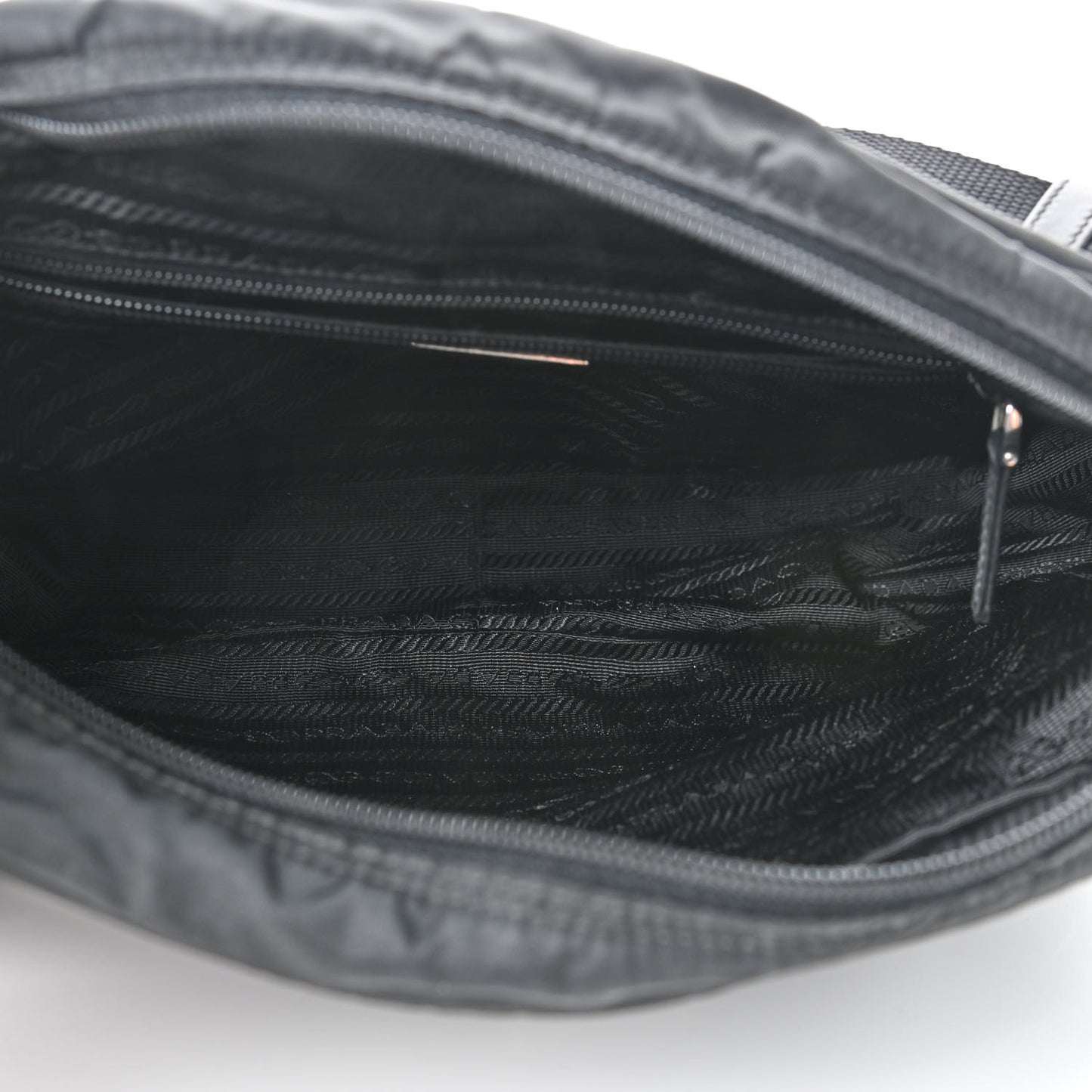 Nylon Tessuto Messenger Bag Black