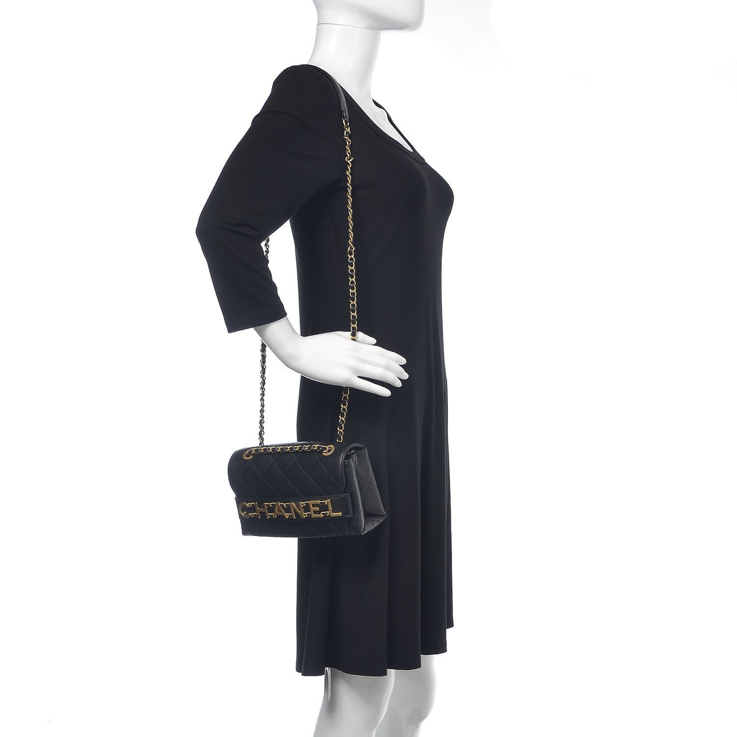 Calfskin Quilted Small Enchained Flap Black