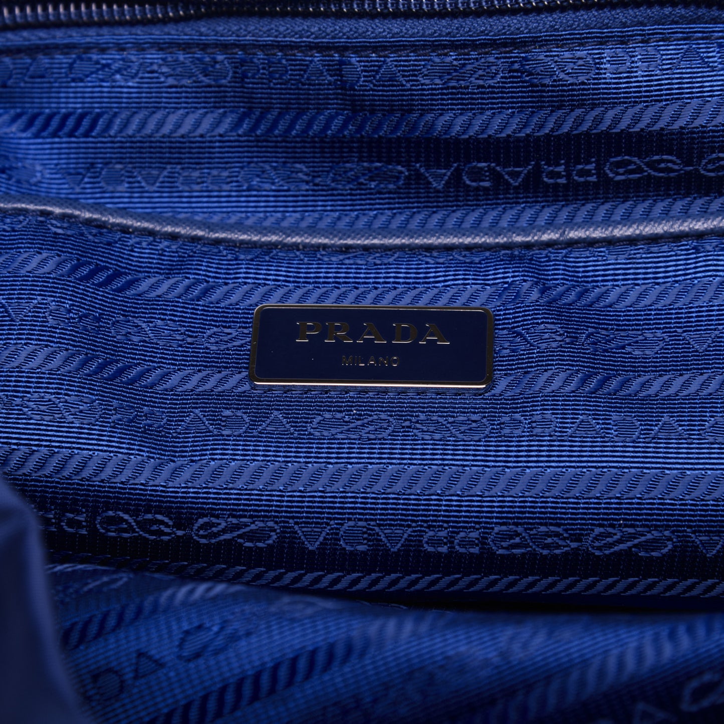 Tessuto Nylon Saffiano Vela Medium Backpack Baltico
