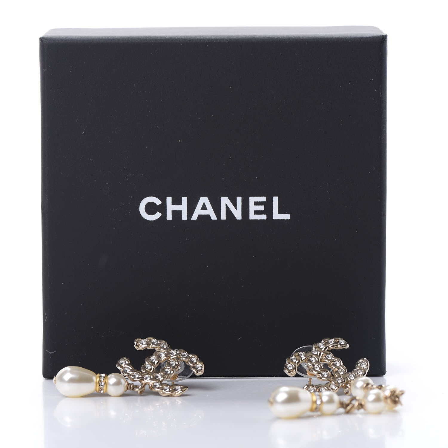 Chanel Crystal Pearl Pearls Coronation Uneven Earrings Gold 5 of 5