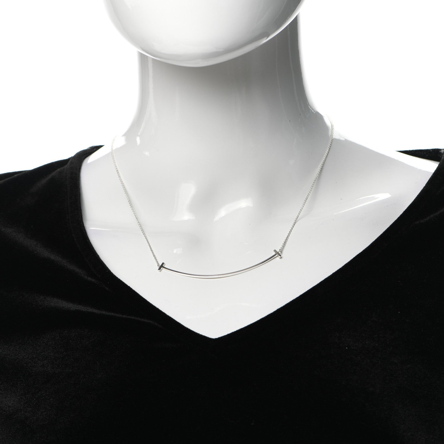 Tiffany Sterling Silver Large T Smile Pendant Necklace 2 of 5