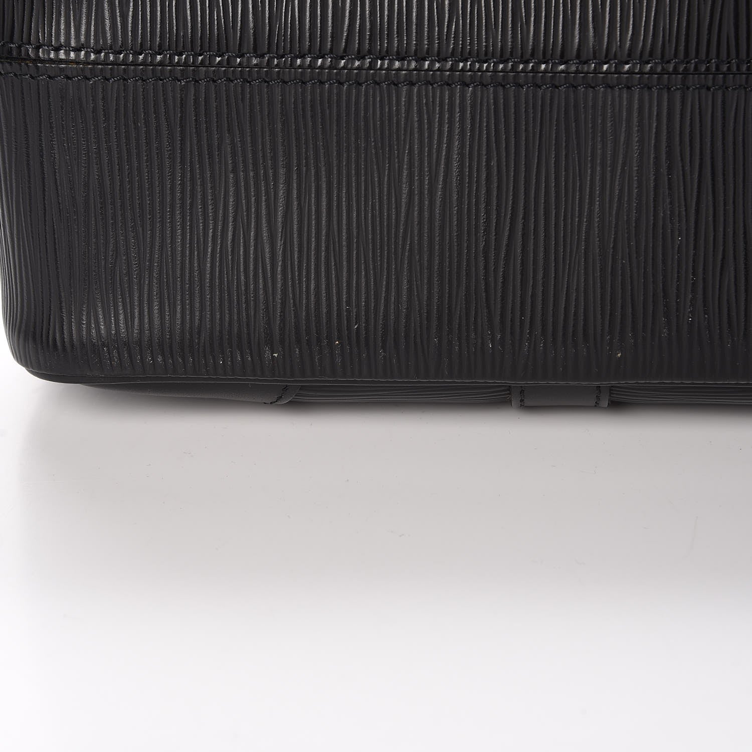 Louis Vuitton Epi Segur MM Black 7 of 11