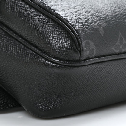 Louis Vuitton Taiga Monogram Outdoor Bumbag Black 7 of 8