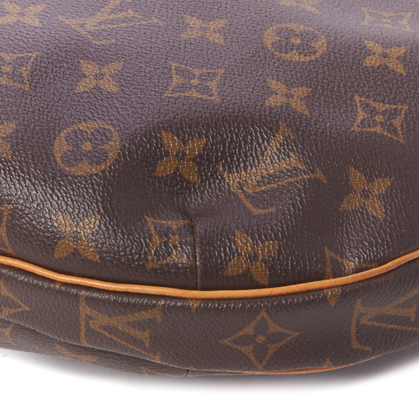 Monogram Croissant MM