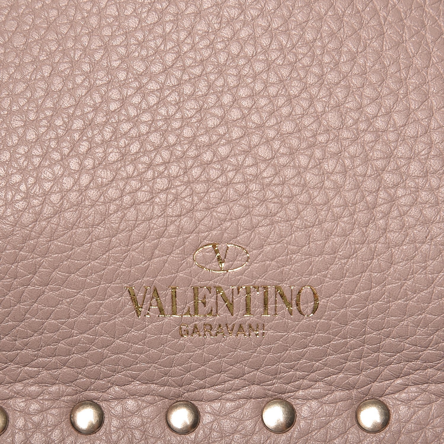 Valentino Garavani Pebbled Calfskin Large Rockstud Zip Pouch Poudre 9 of 9
