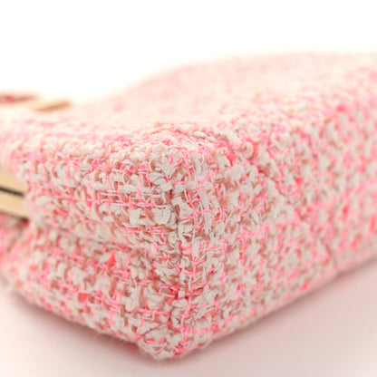 Chanel Tweed Kiss Lock Phone Holder With Chain Pale Pink Ecru 9 of 10