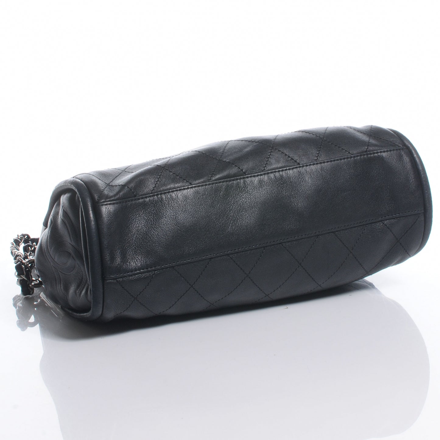 Lambskin Medium Ultimate Soft Tote Black