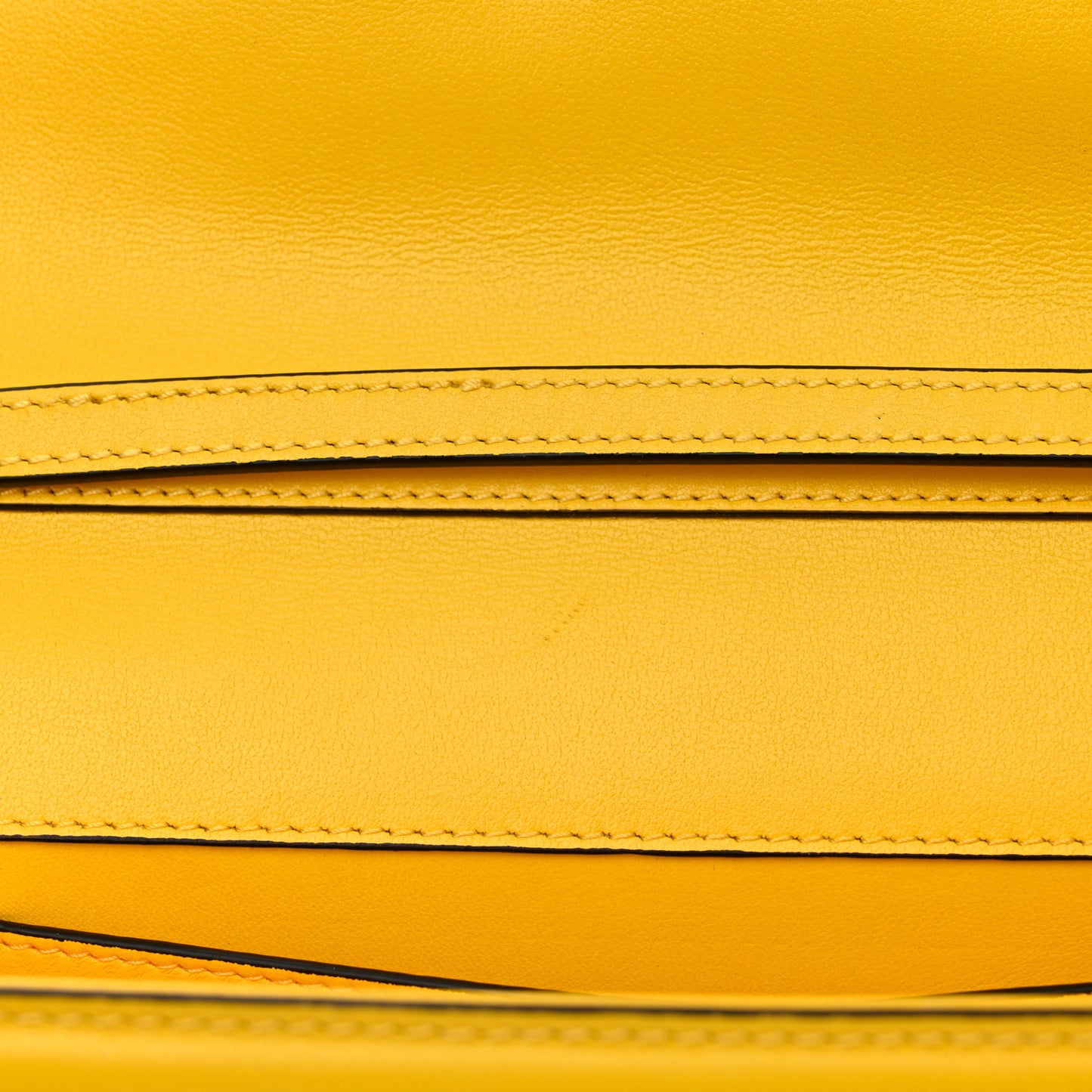 Calfskin Vlogo Loco Shoulder Bag Bright Lemon