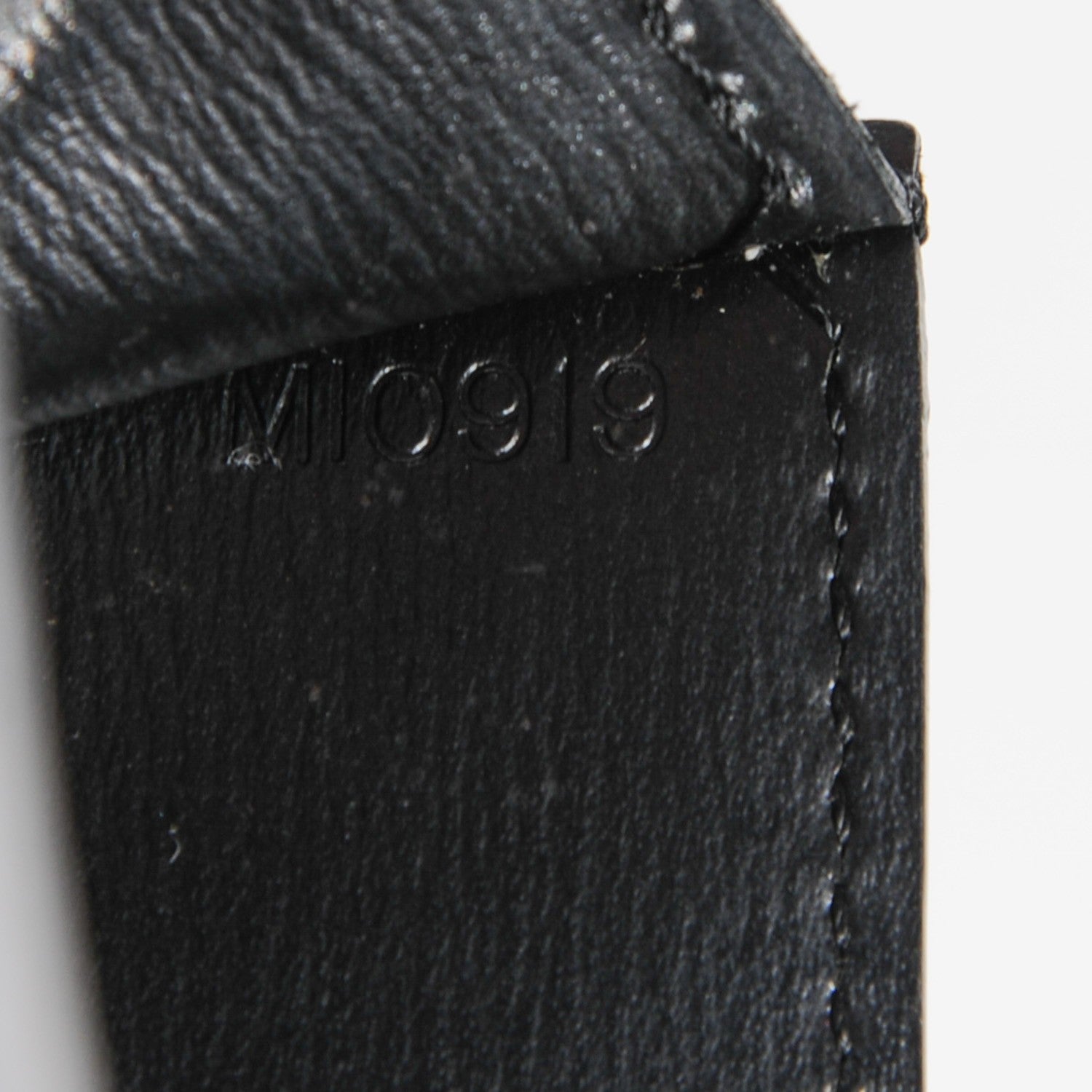 Louis Vuitton Epi Arche Pochette Black 7 of 8