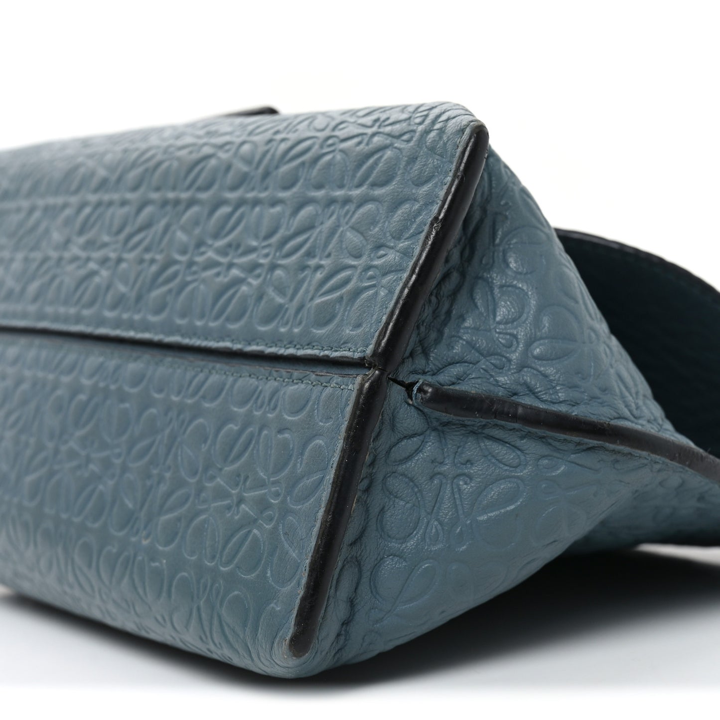 Goatskin Embossed Avenue Shoulder Bag Blue