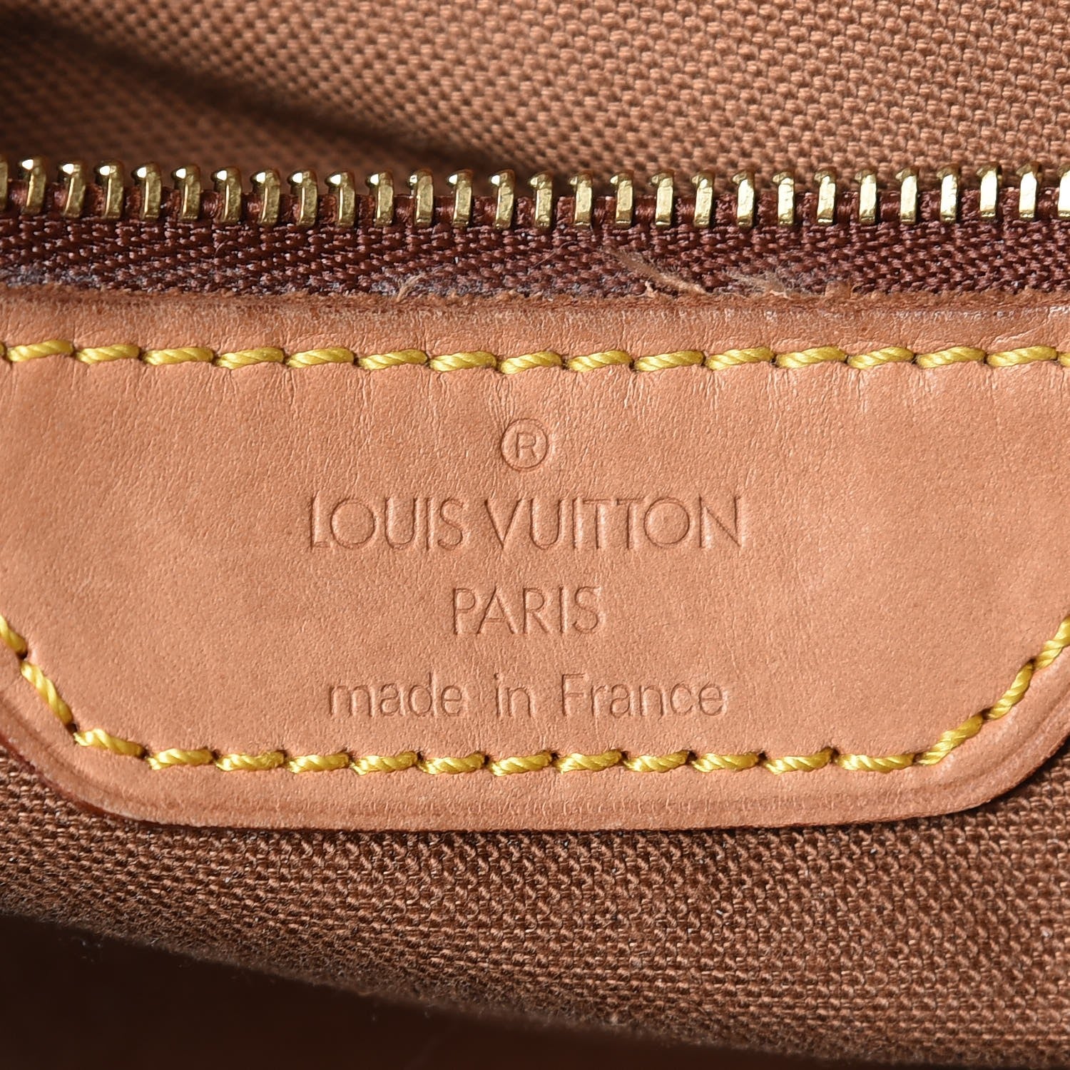 Louis Vuitton Monogram Cabas Mezzo 7 of 22