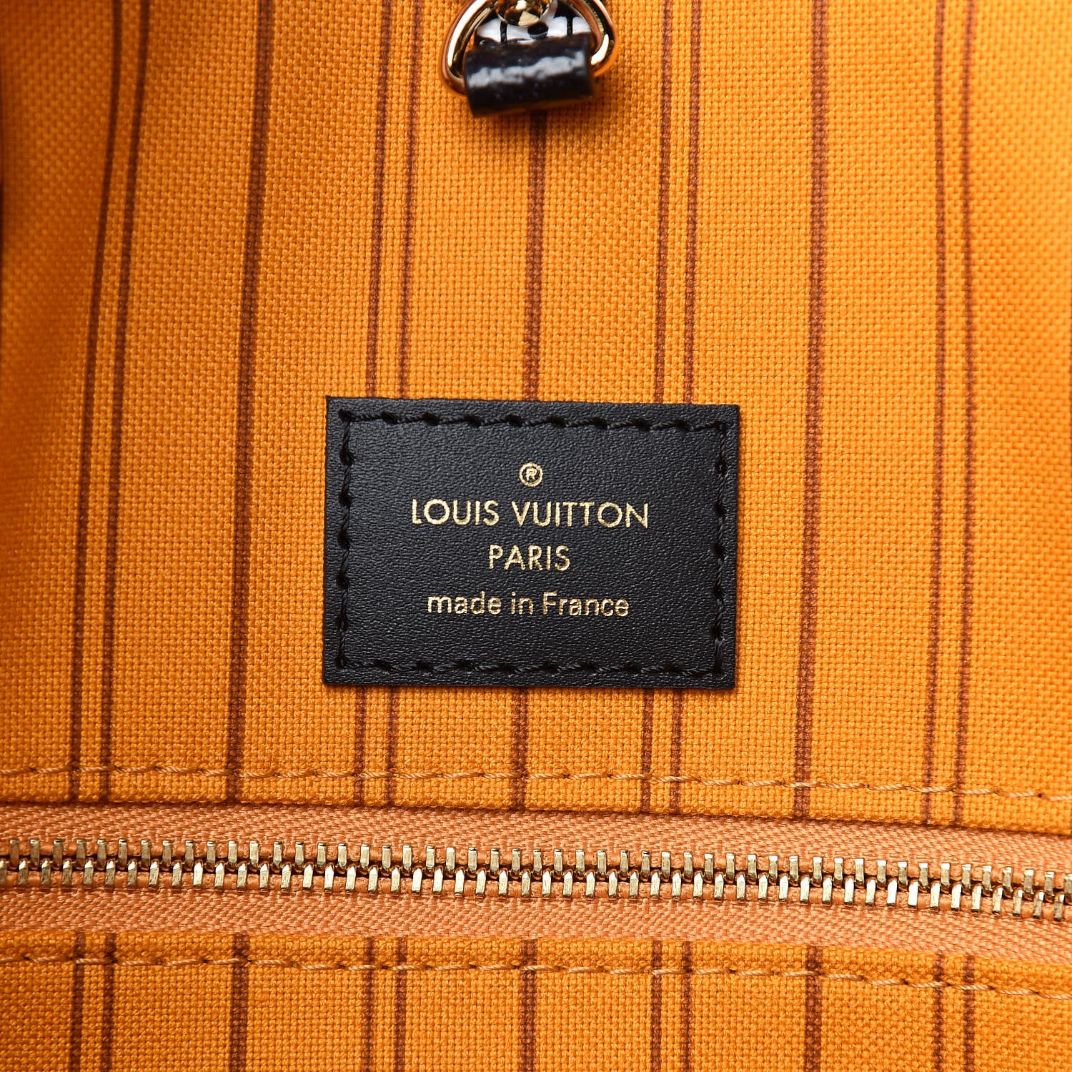 Louis Vuitton Monogram Giant Jungle Onthego GM Black 6 of 10