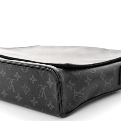 Louis Vuitton Monogram Eclipse District MM 9 of 9