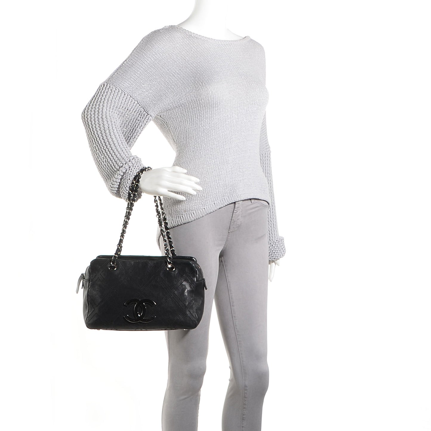 Calfskin Small Diamond Stitch Tote Black