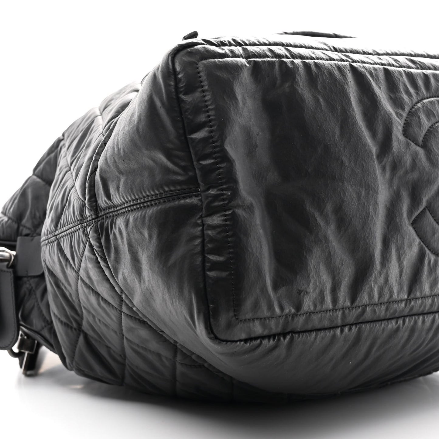 Coated Canvas Quilted Large Garment Travel Bag Black