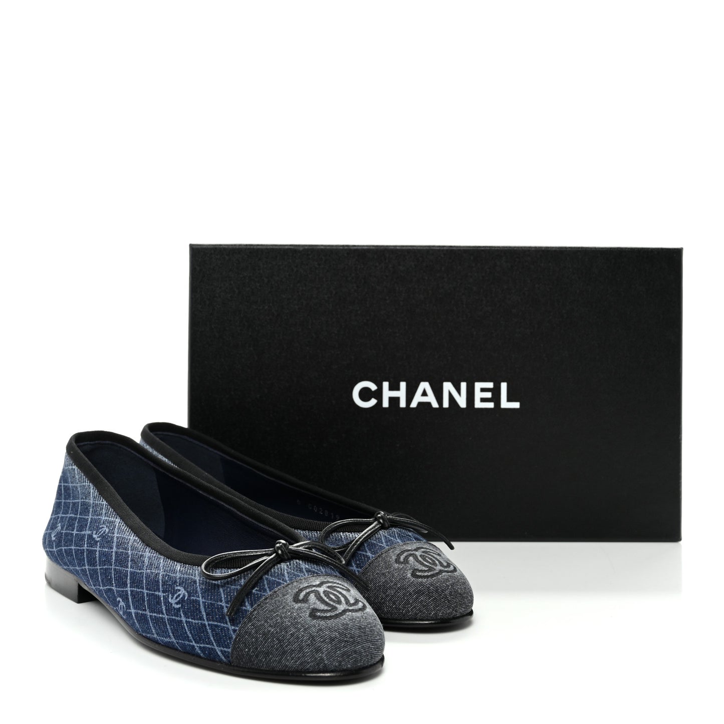 Denim Printed Quilt CC Cap Toe Ballerina Flats 35.5 Navy Blue Dark Grey