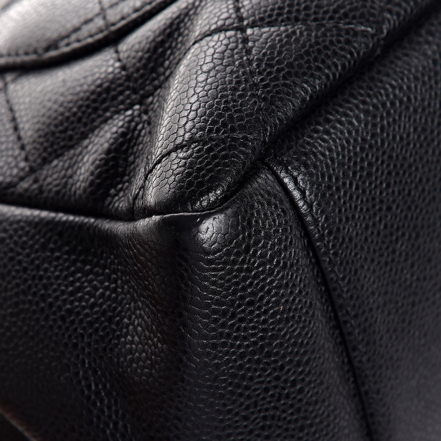 Caviar Quilted Grand Shopping Tote GST Black