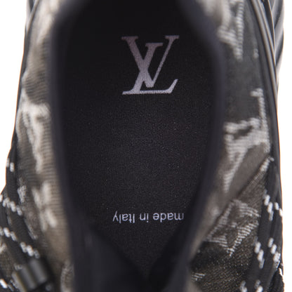 Louis Vuitton Denim Rubber Monogram Tie Dye Mens Fastlane Low Sneakers 9 Black 6 of 7