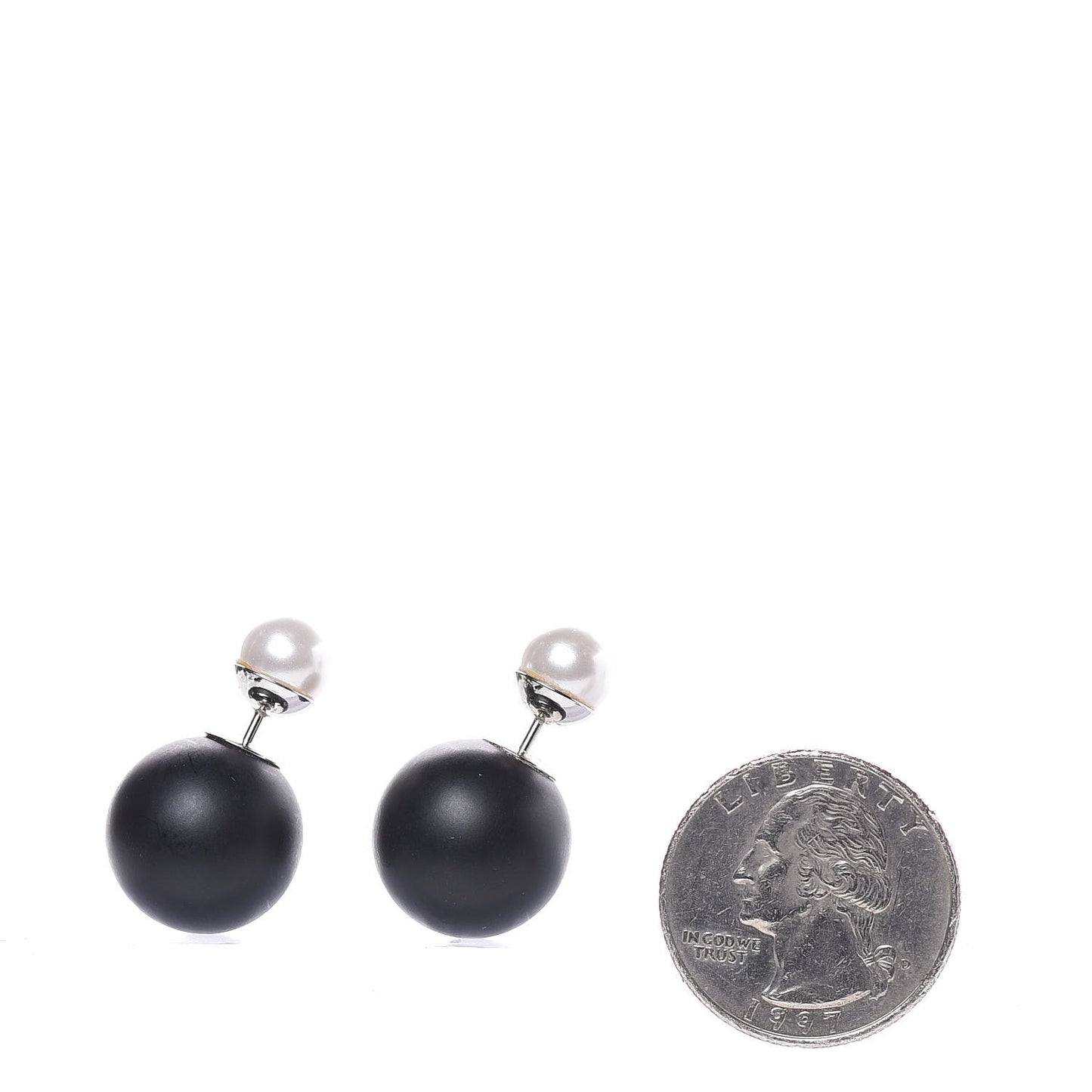 Mise En Dior Tribal Earrings Matte Black Pearl