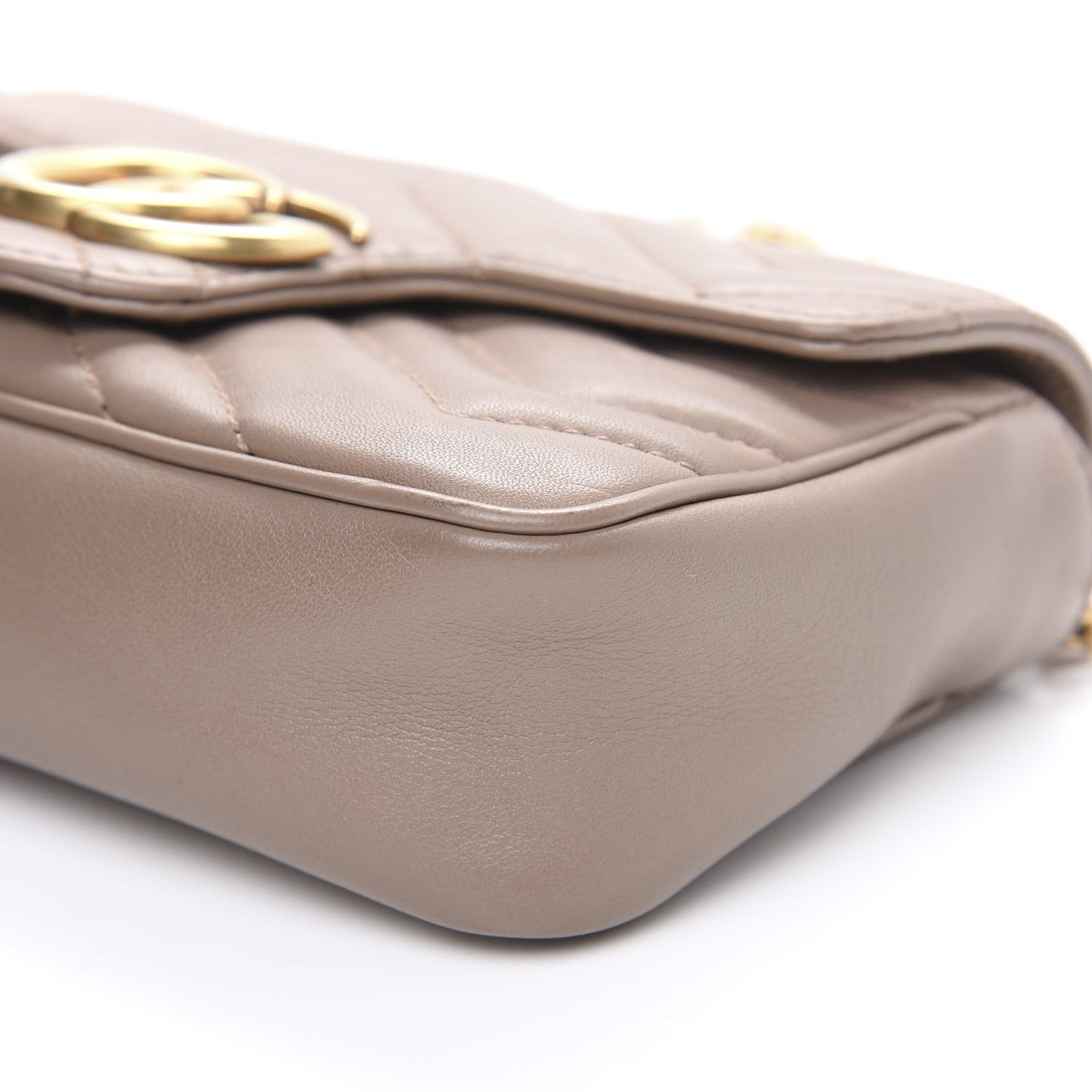 Calfskin Matelasse Super Mini GG Marmont Shoulder Bag Porcelain Rose