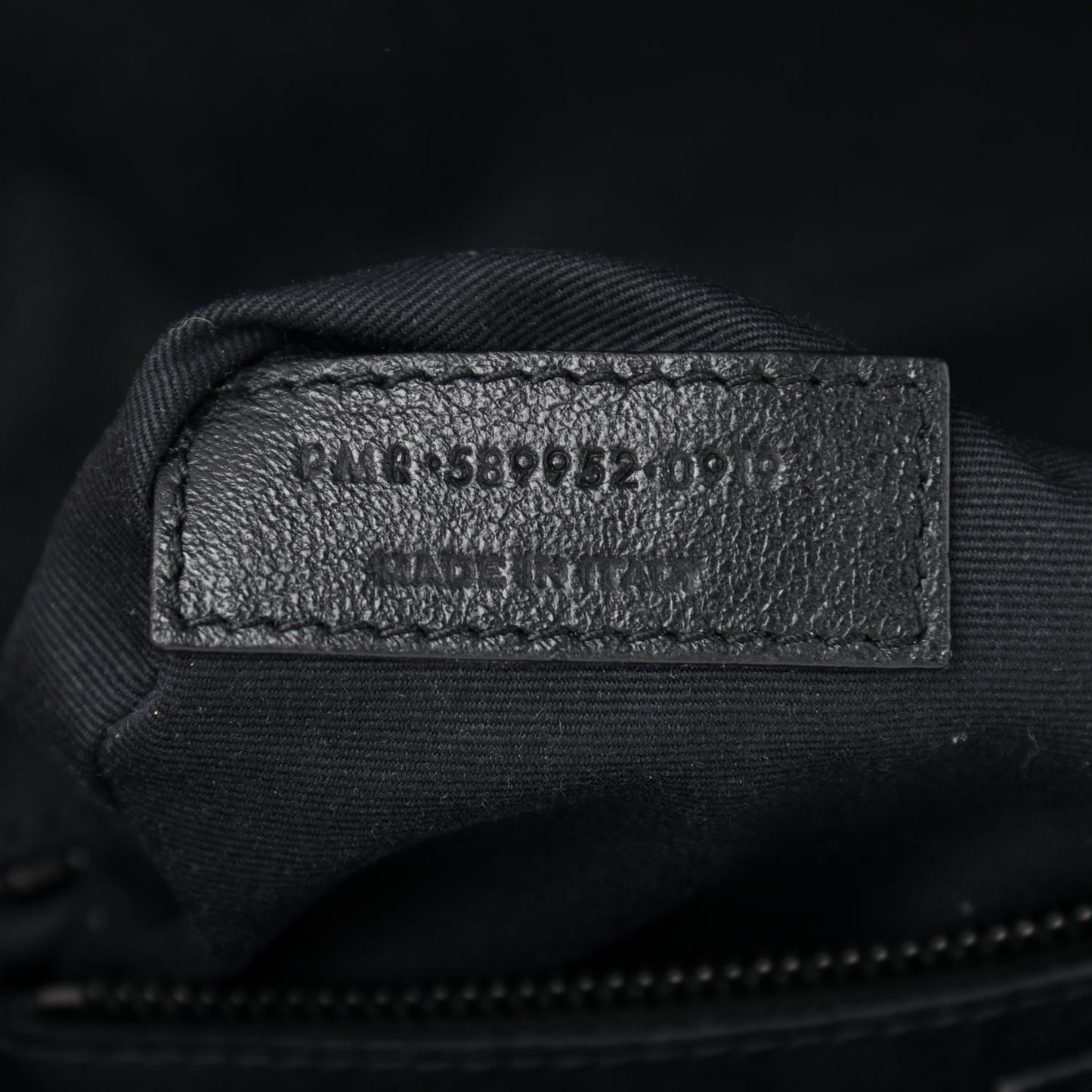 Crinkled Calfskin Matelasse Monogram Niki Body Bag Black