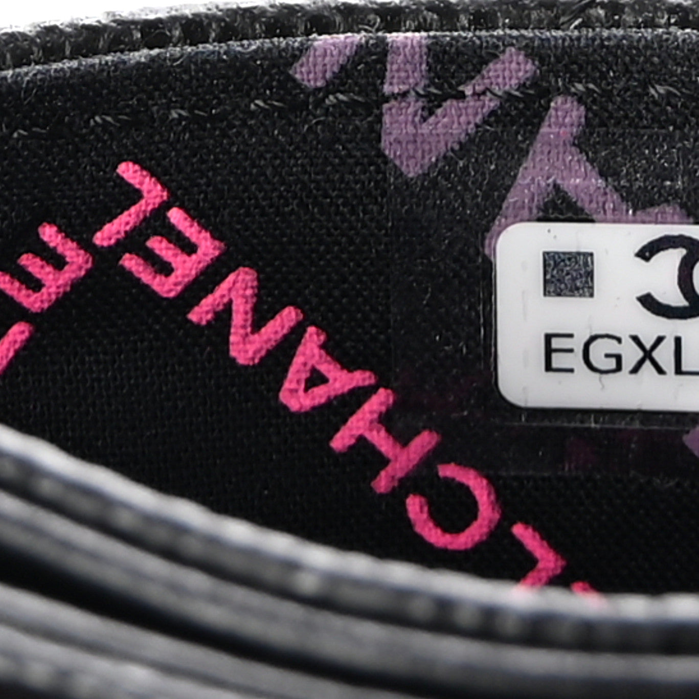 Caviar Quilted Hammered CC Card Holder Black