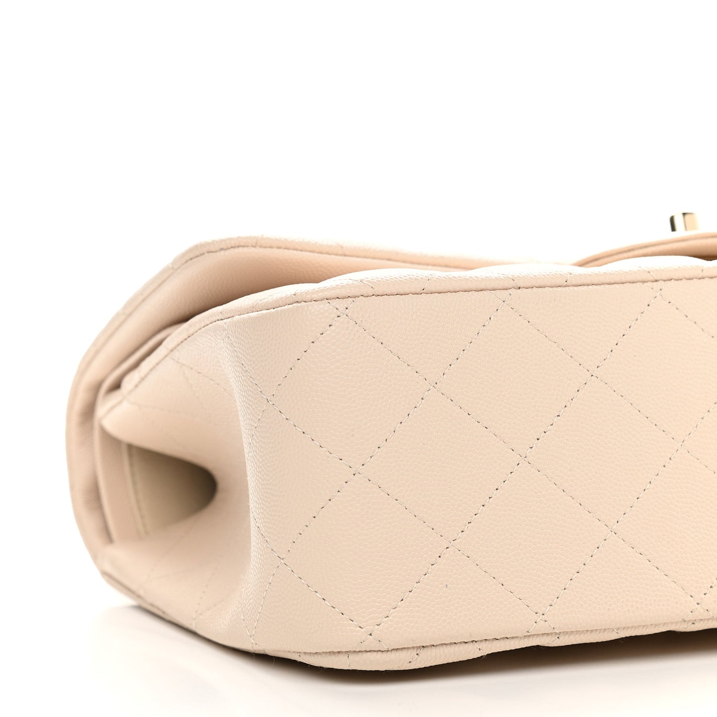 Caviar Quilted Jumbo Double Flap Beige Clair