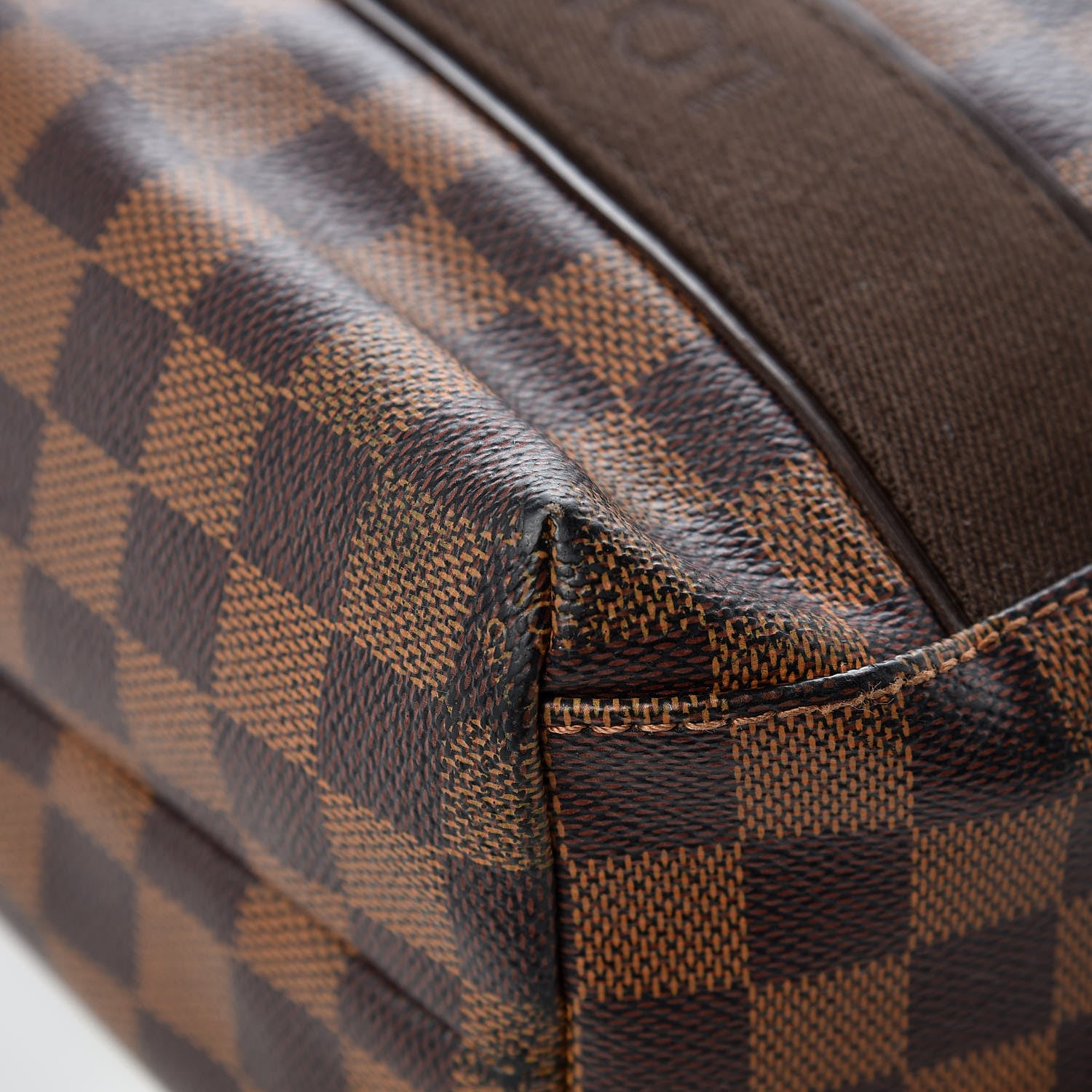 Louis Vuitton Damier Ebene Beaubourg 11 of 11