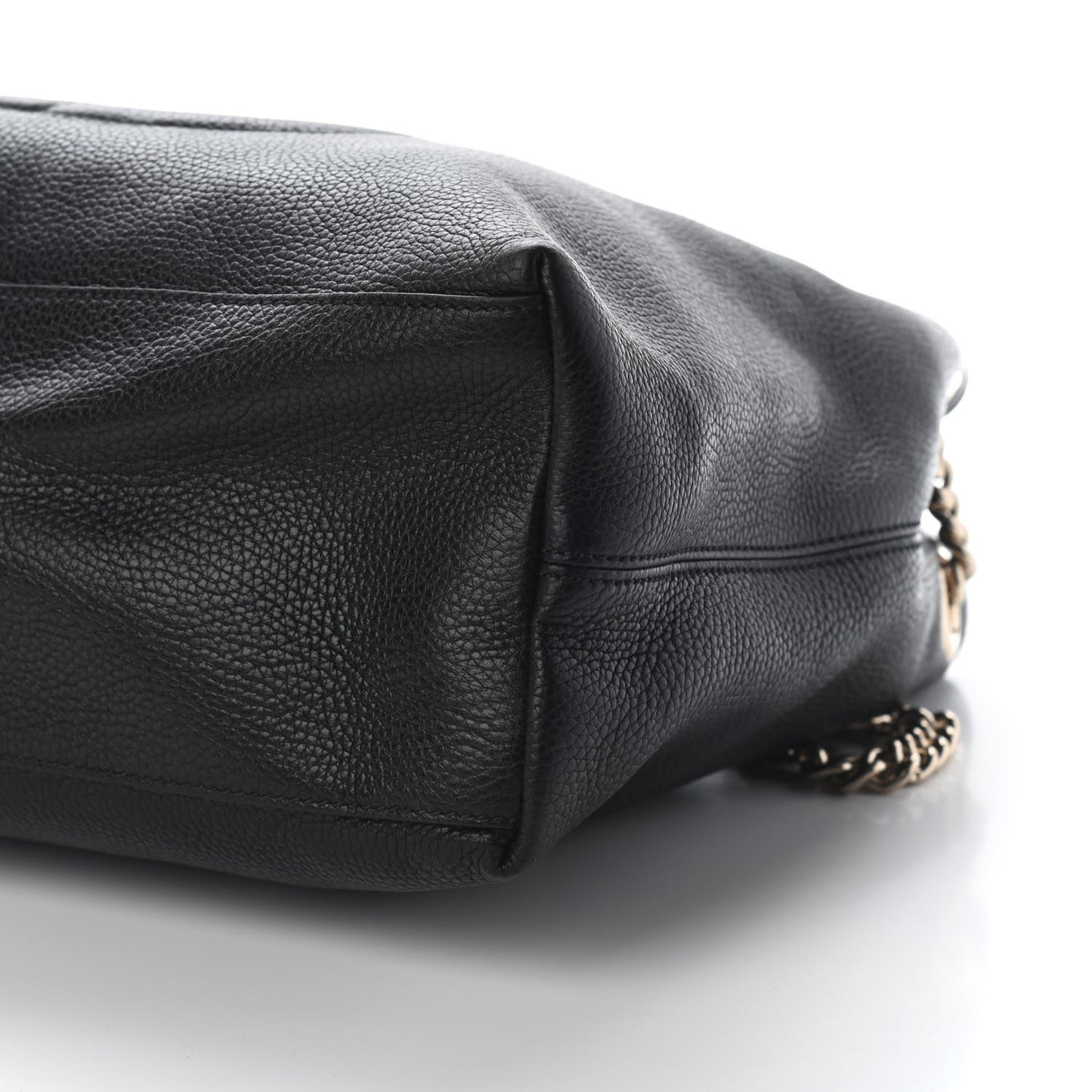 Pebbled Calfskin Medium Soho Chain Shoulder Bag Black