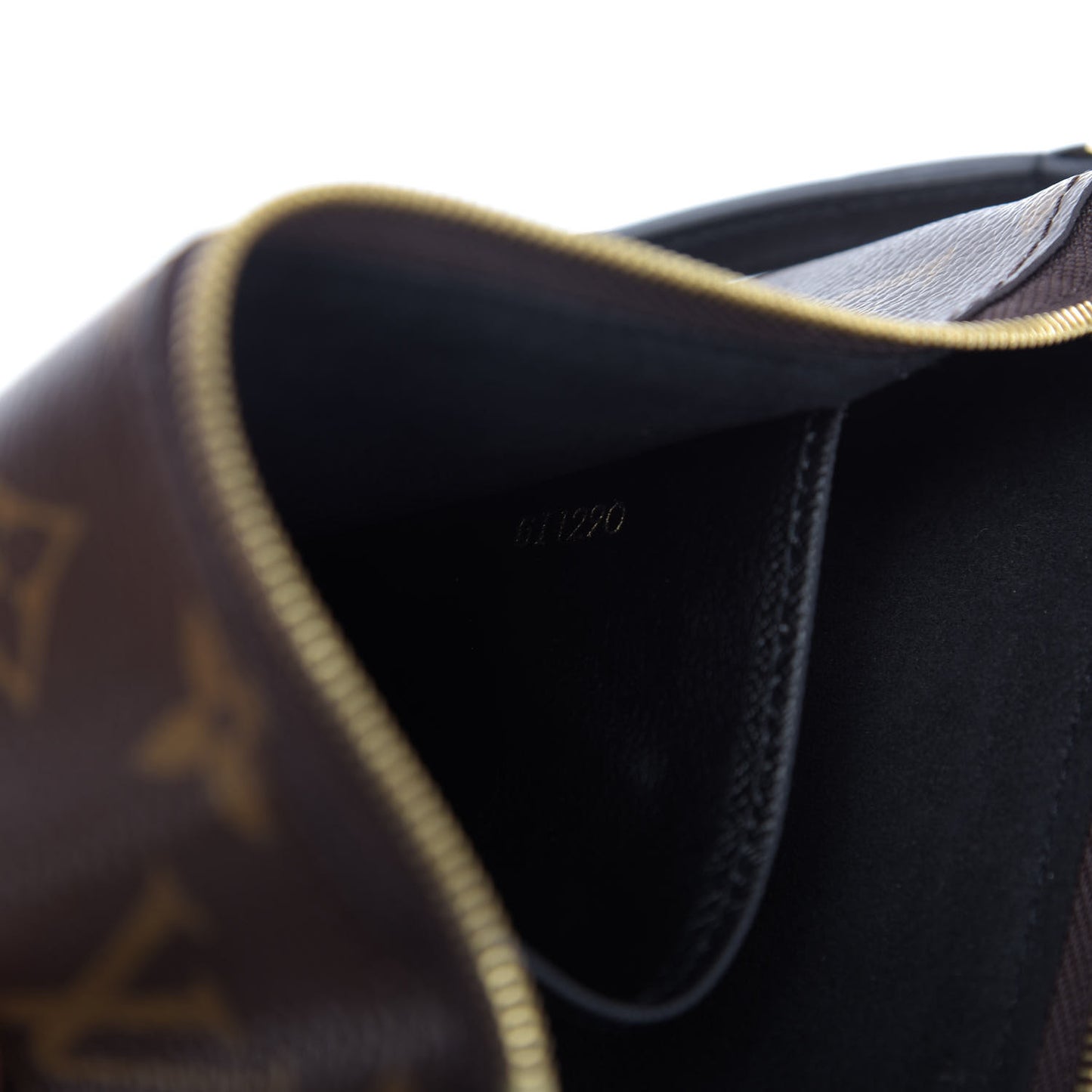Reverse Monogram Giant Double Zip Pochette