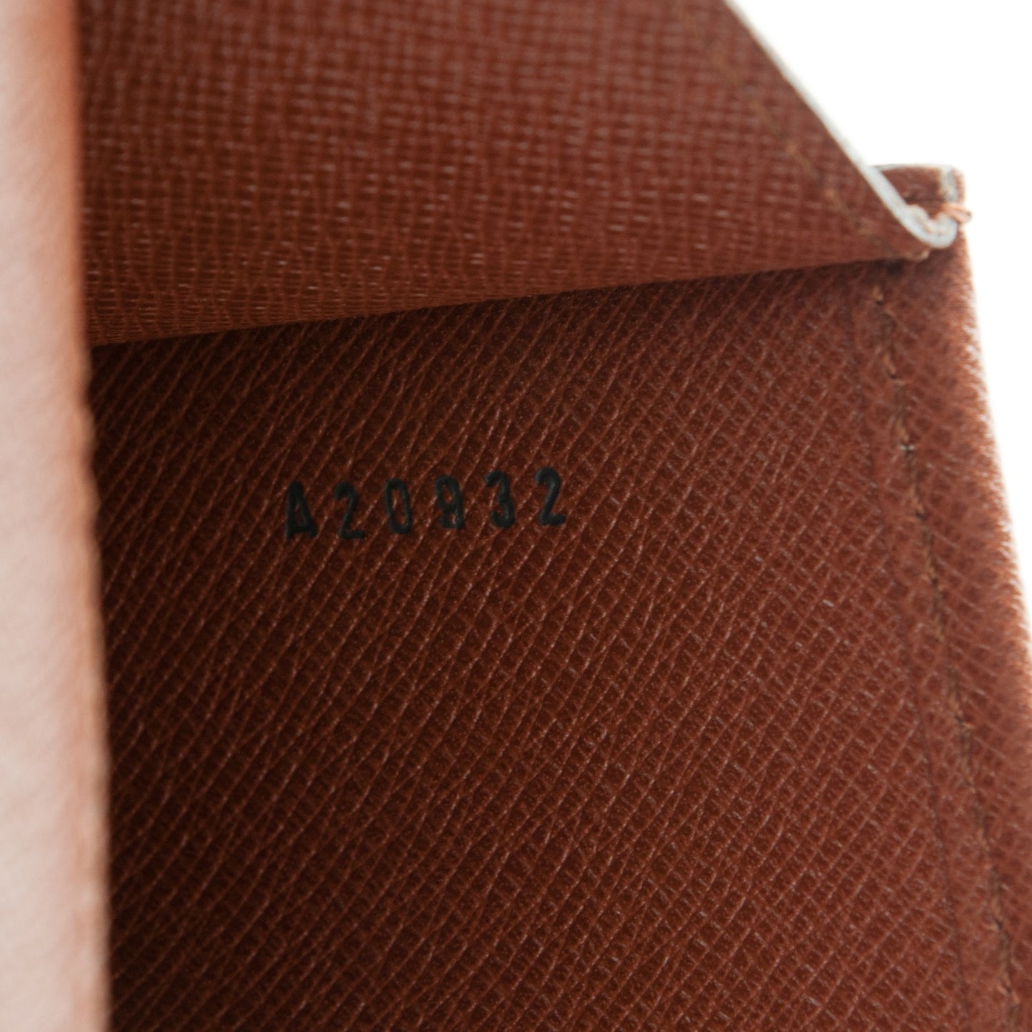 Monogram Pochette Bordeaux